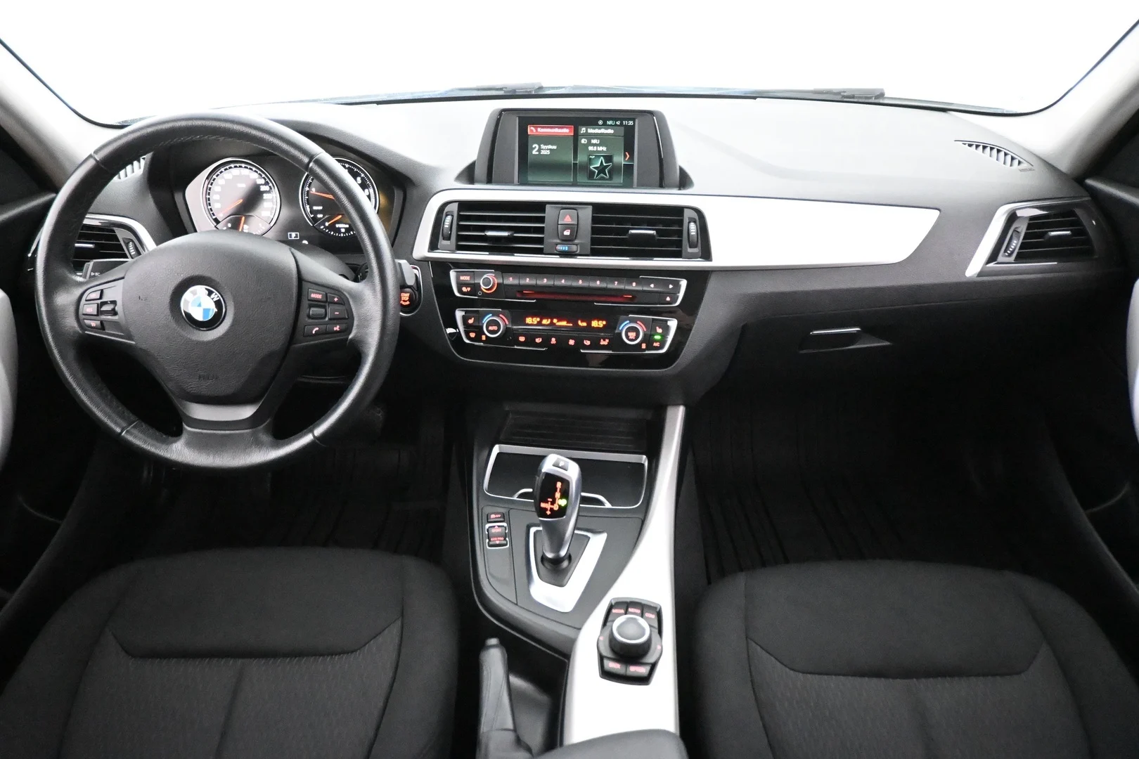 Car Image - 2LK41sgXLMw2DPKSnxMww3