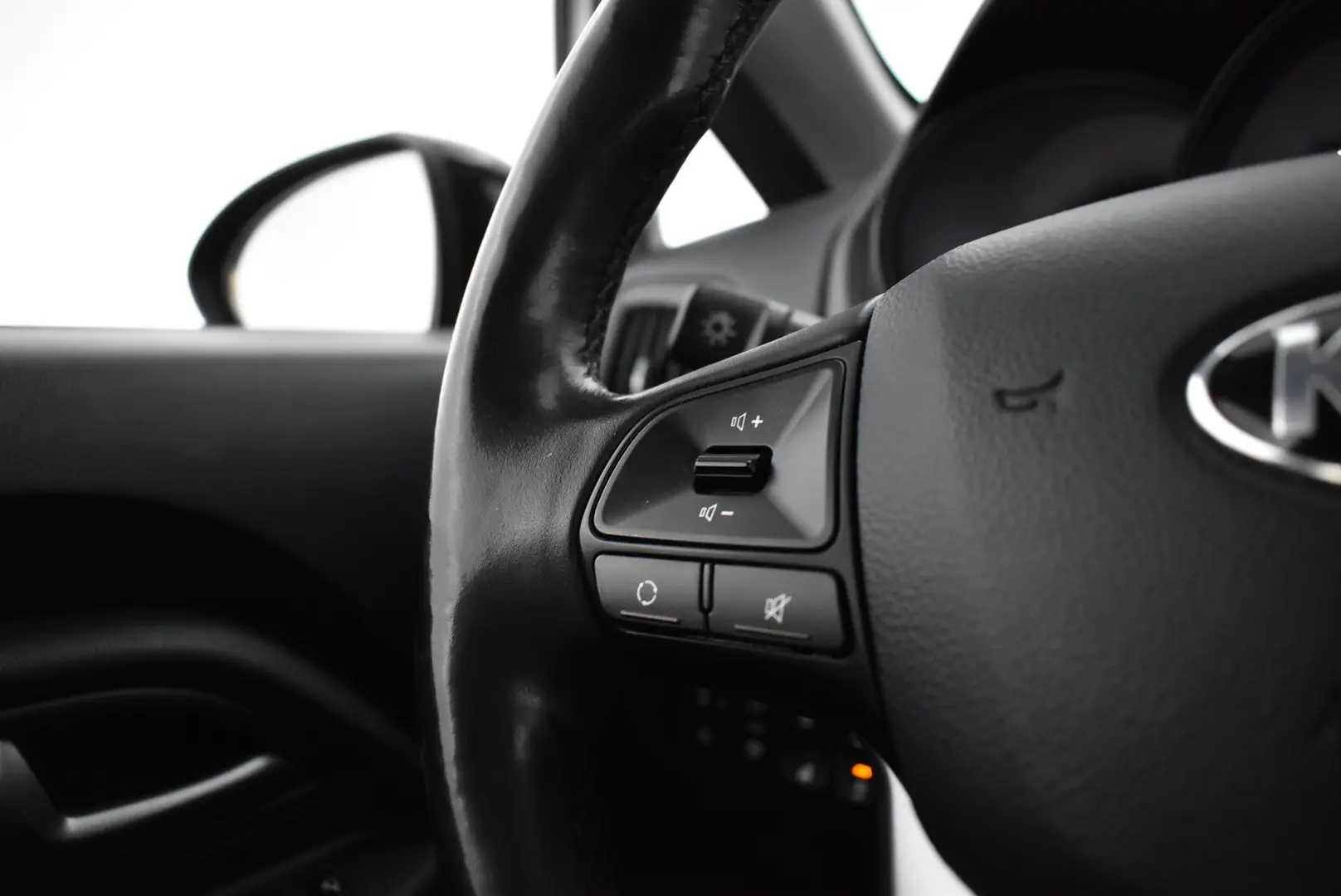 Car Image - 1oiN3zHAvL2gSkktrEPIym