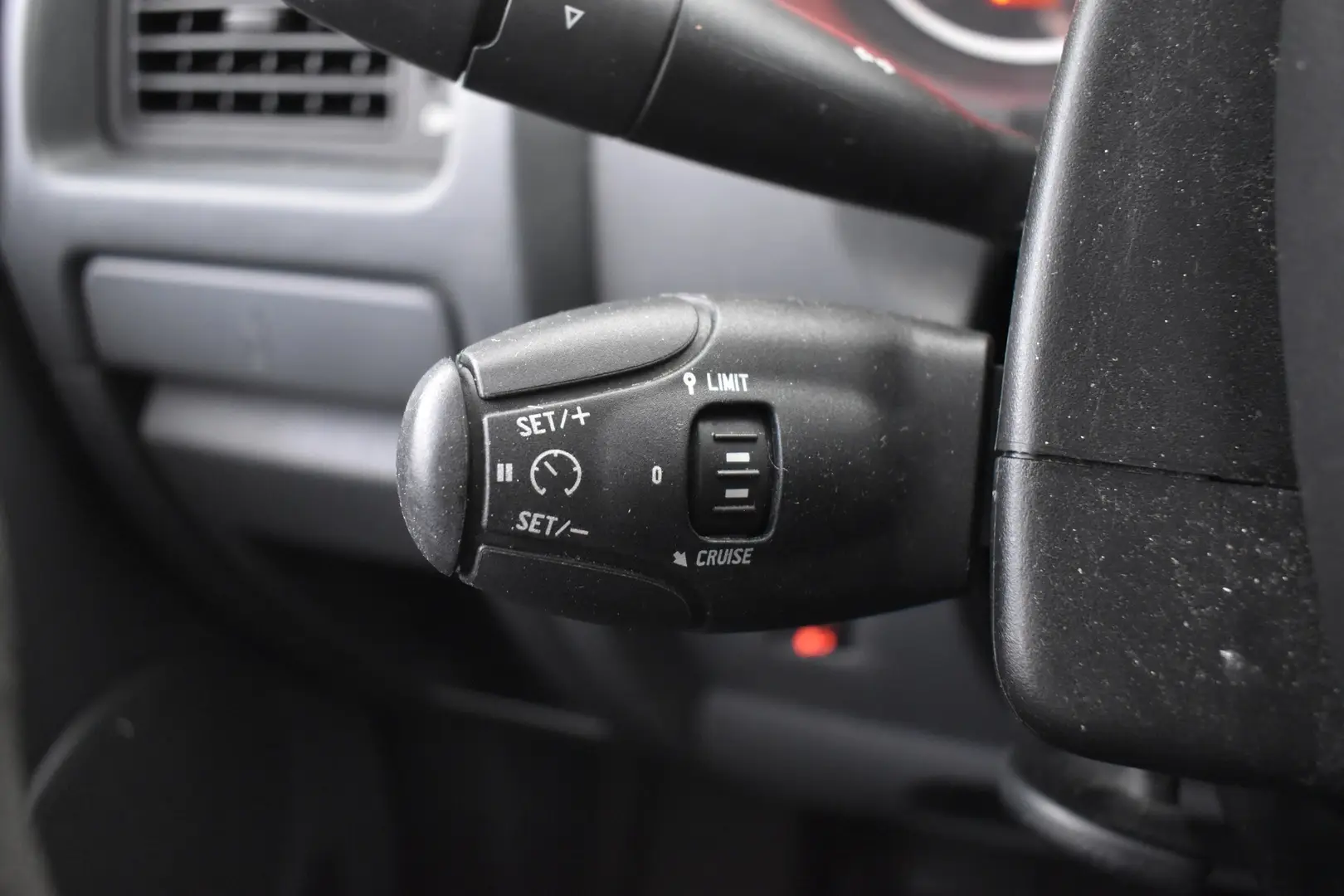 Car Image - 7rDyGHeHnF14gsjwnVud9p