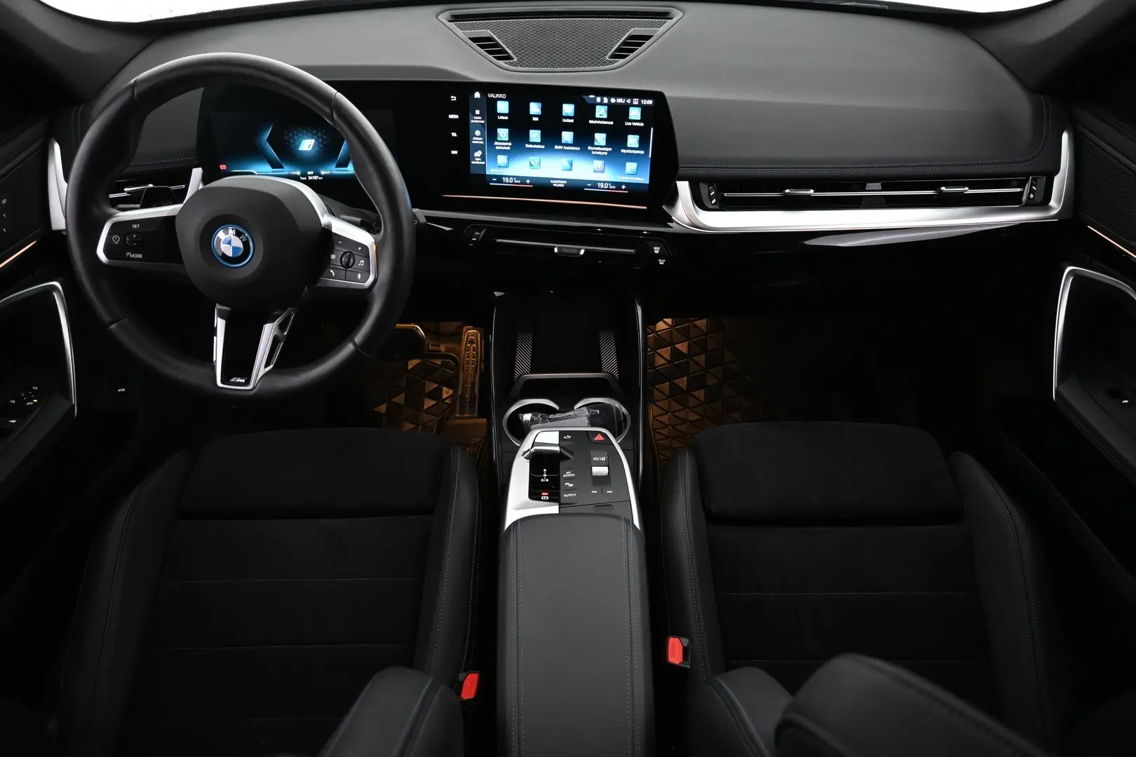Car Image - 8UoyETj0ghXrX5uJyuiPC