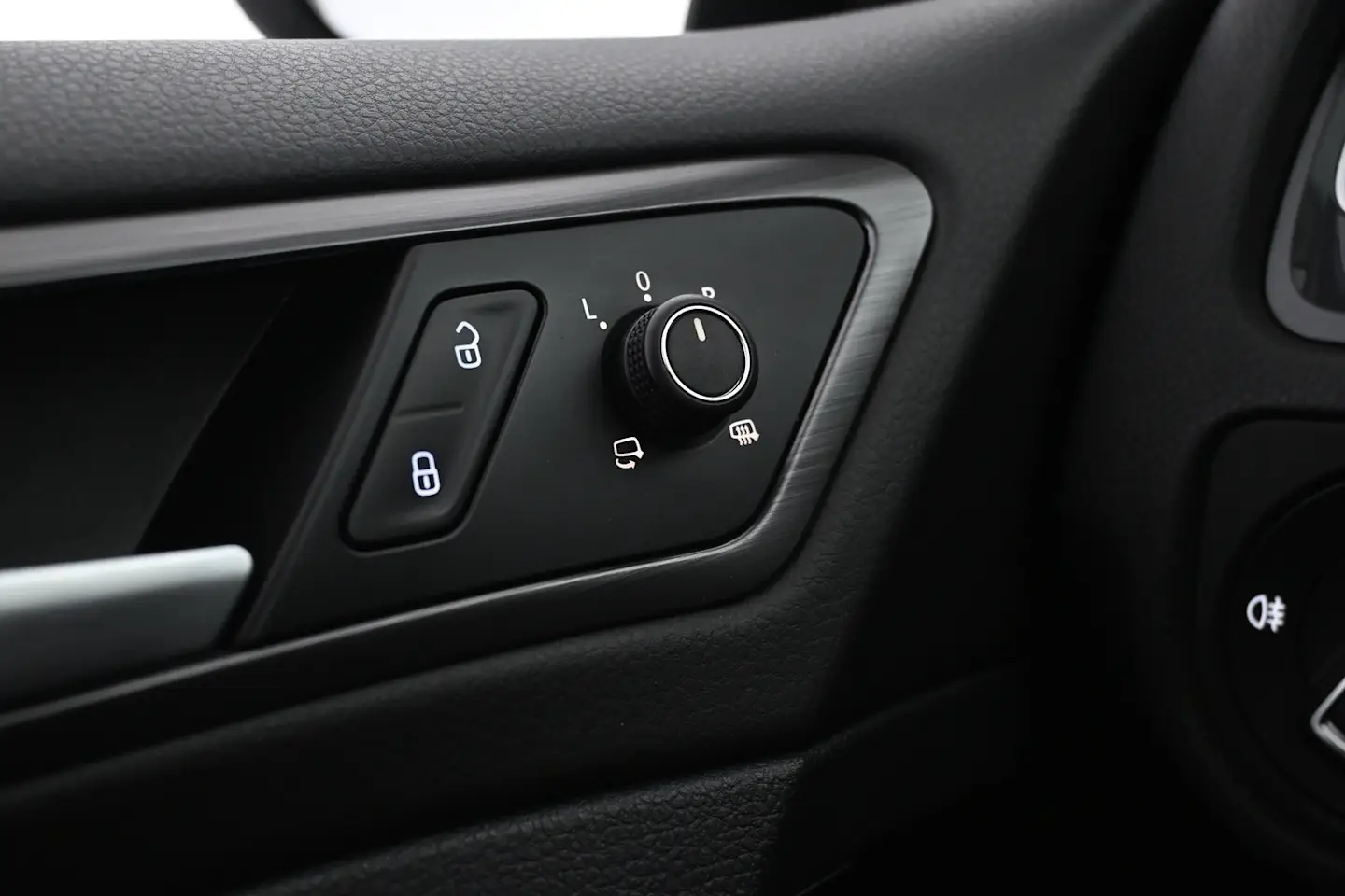Car Image - 6xNohogK6NCRNlwSp4J4Xa