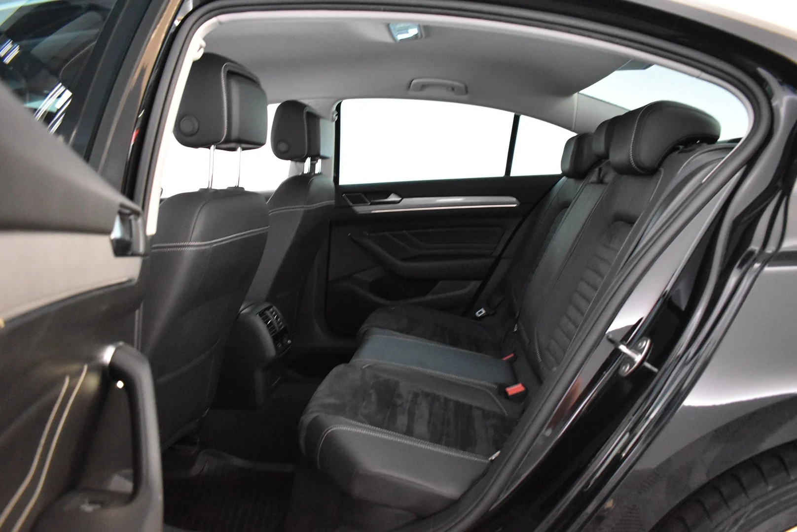 Car Image - 7otRxRdwcsmQVJjqQClKUq