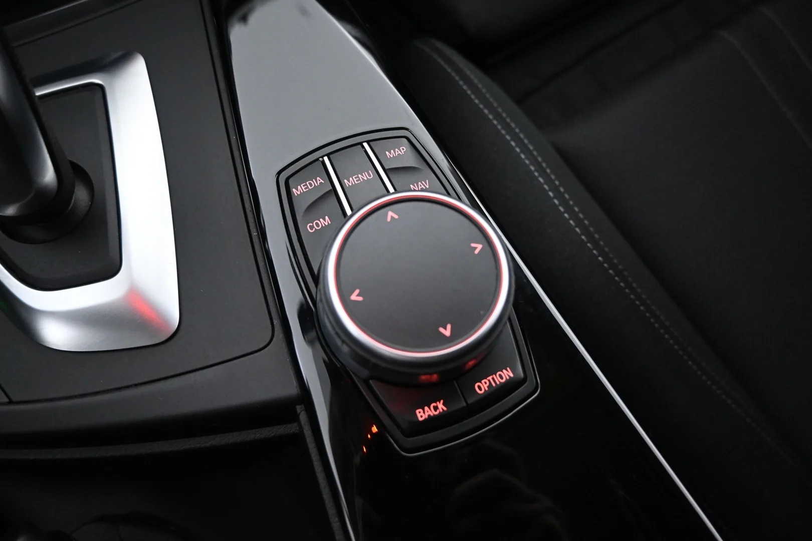 Car Image - tOxEis1w81TwUUeUOVkh5