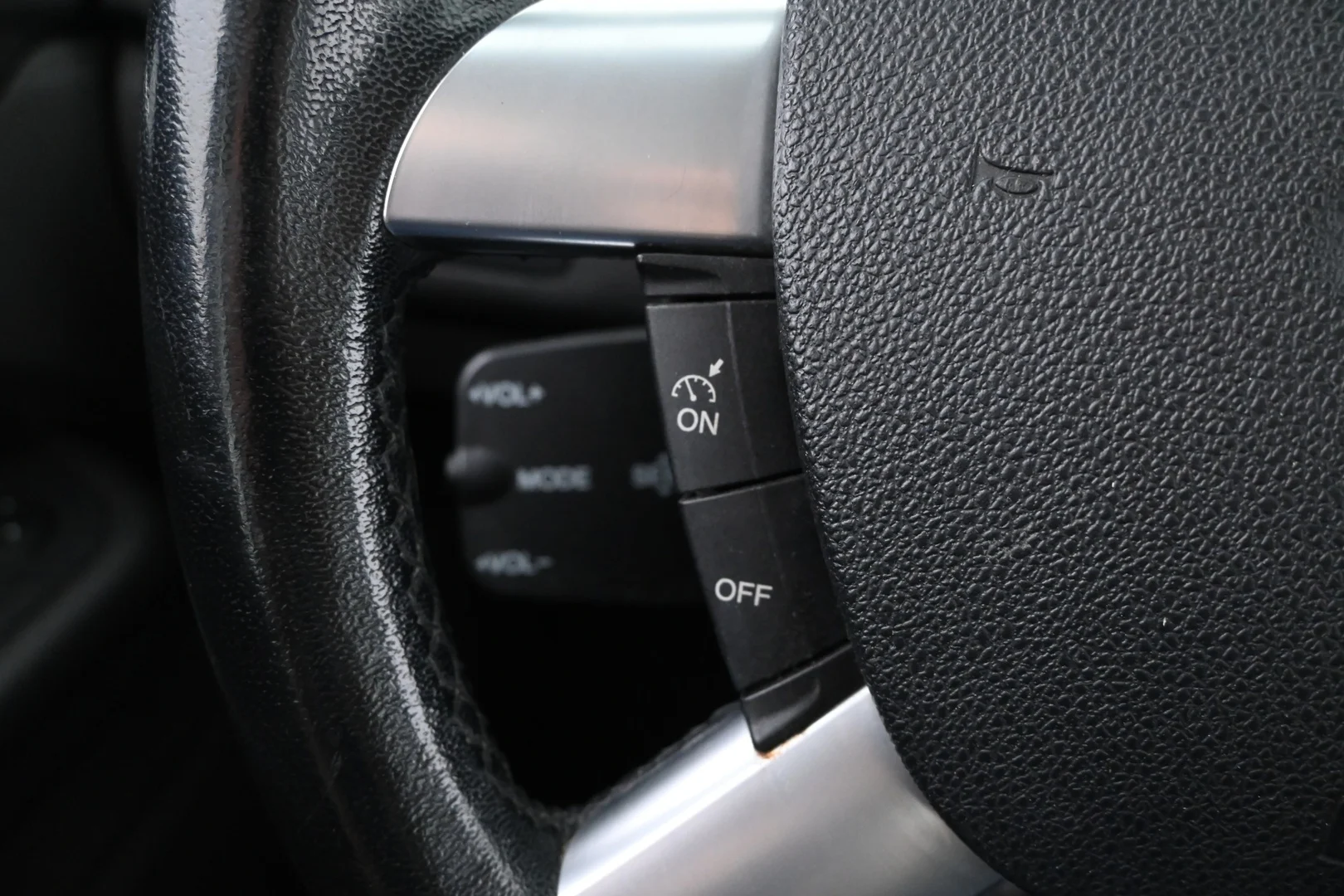 Car Image - 3ySfY5mA1imSwpWKQmD4PP