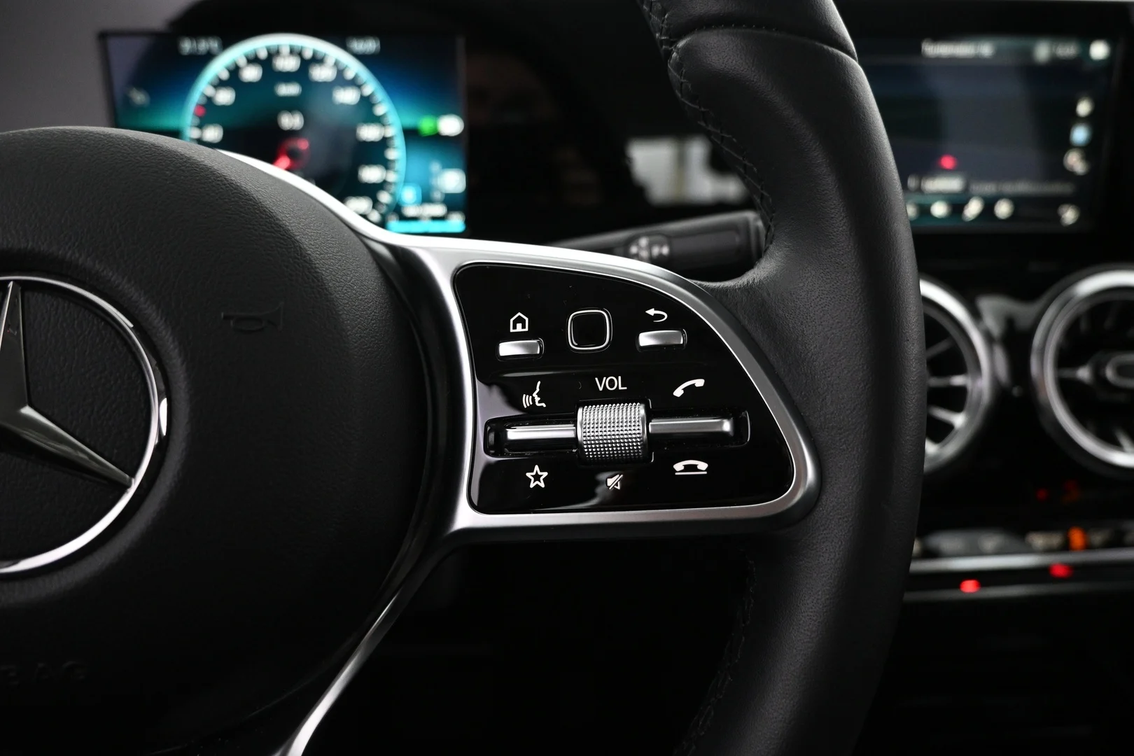 Car Image - 45sUWIBlfgDqDDQr7hKyl8