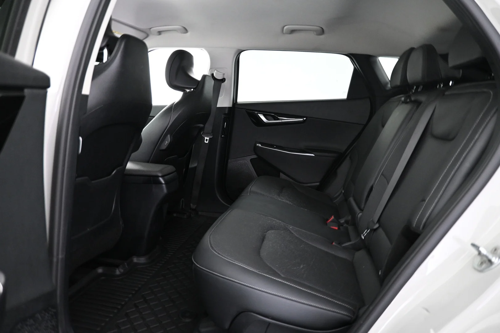 Car Image - 6wL5hFqIMMDMcGancXDZpl