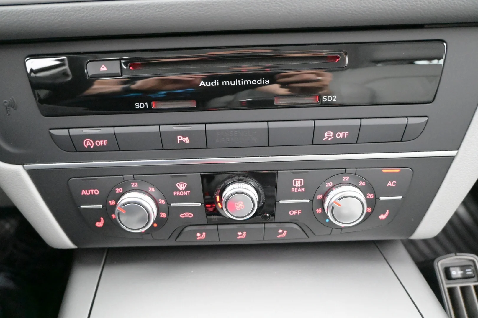 Car Image - 2U8dq7004scxgrffprvUAM