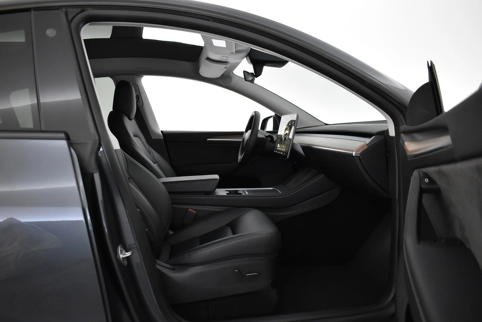 Car Image - 7yXXyI48NkhgXNWWwgLbJQ