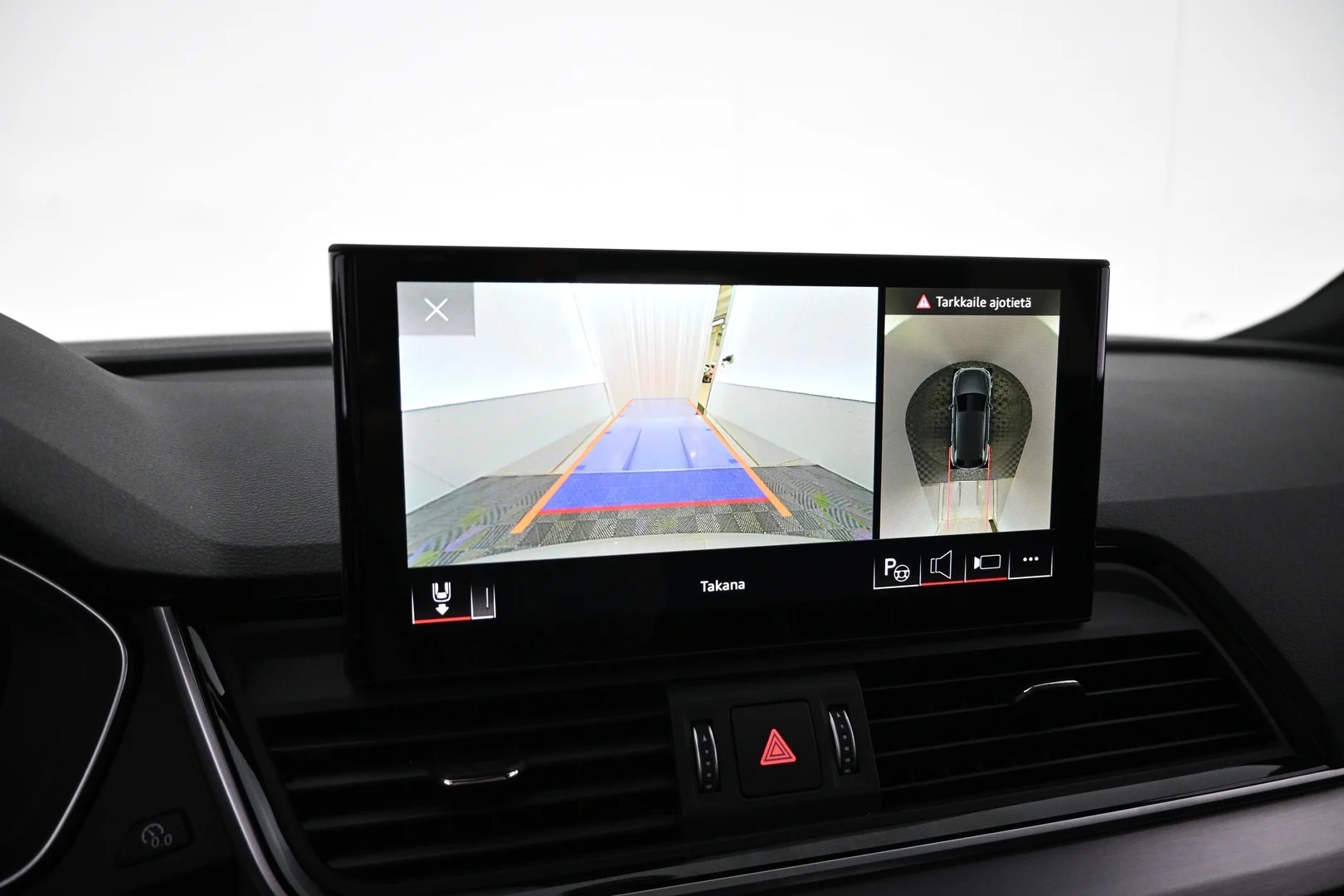 Car Image - UTy6WMBiQnPrLeidCslGO