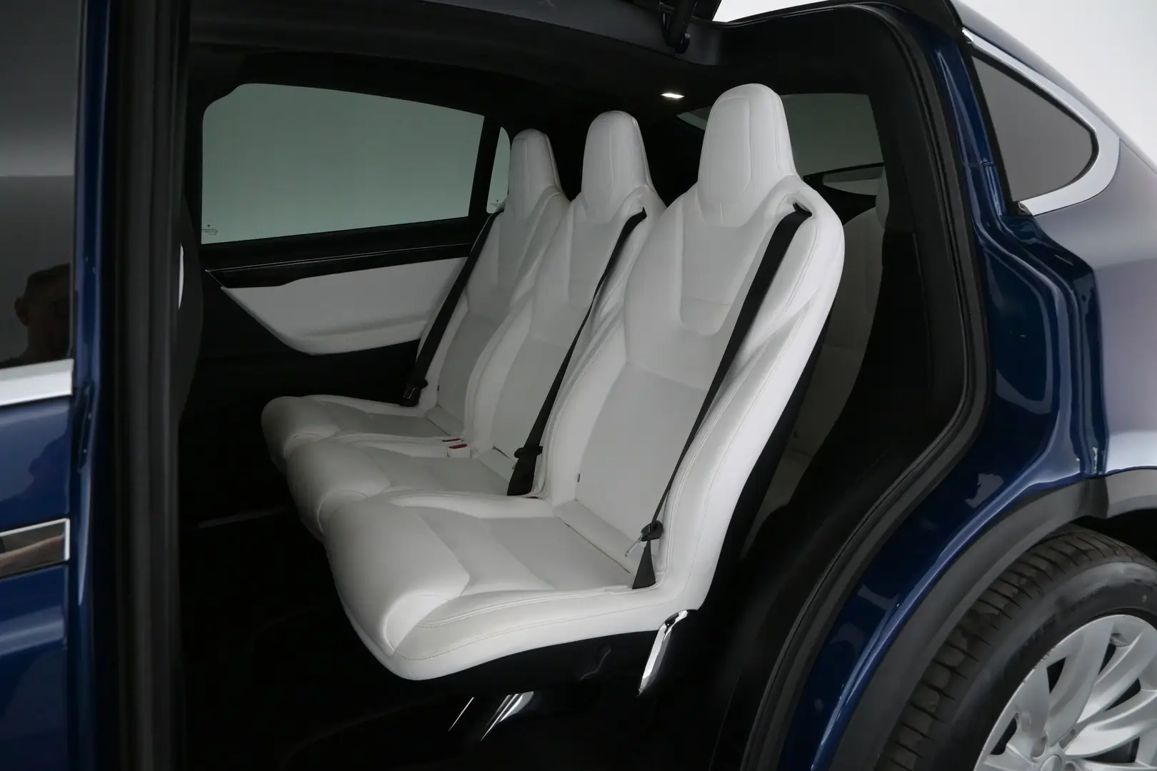 Car Image - 6TIvfjxKXhl4bBmRA1BGCh