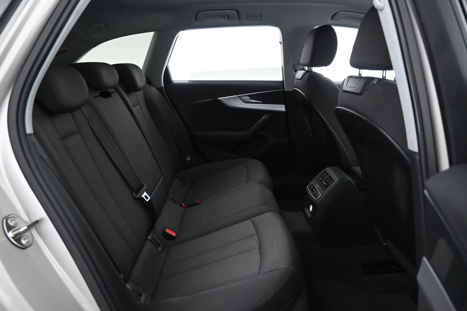 Car Image - 4XCgPPnmjDRQHKhImC2Vqv
