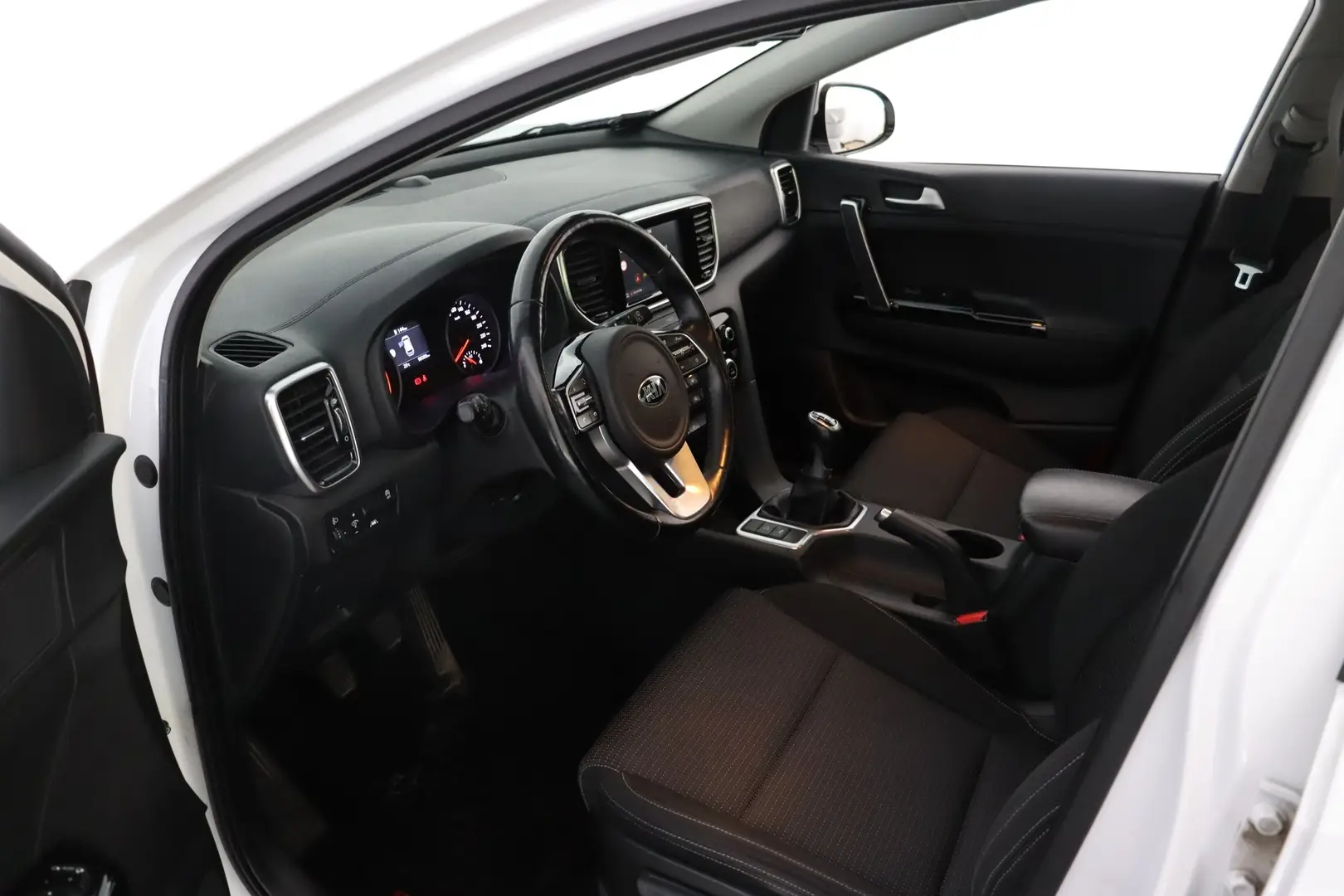 Car Image - 3B4Ao3YYsgmVAwK1XvDbdb