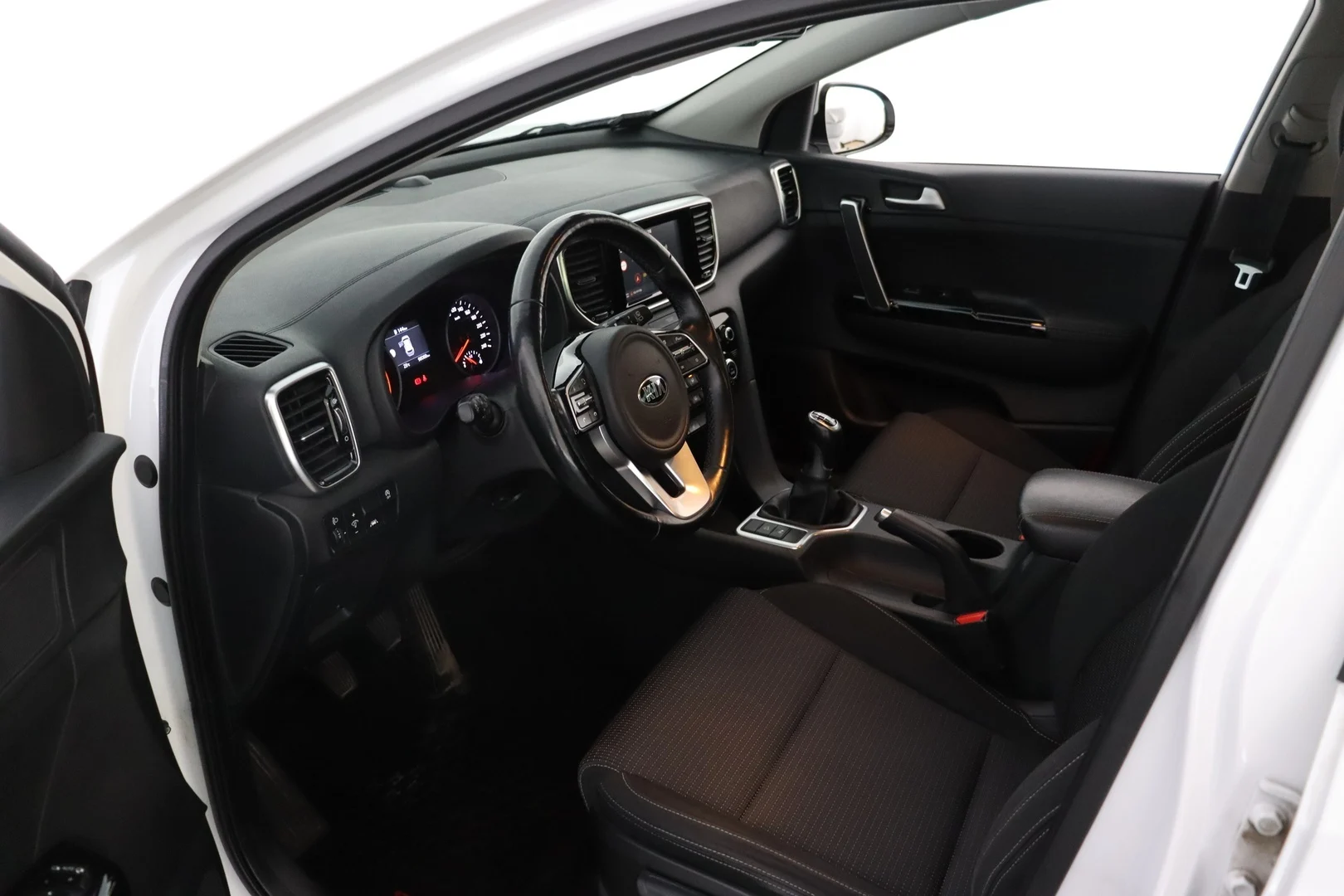 Car Image - 3B4Ao3YYsgmVAwK1XvDbdb