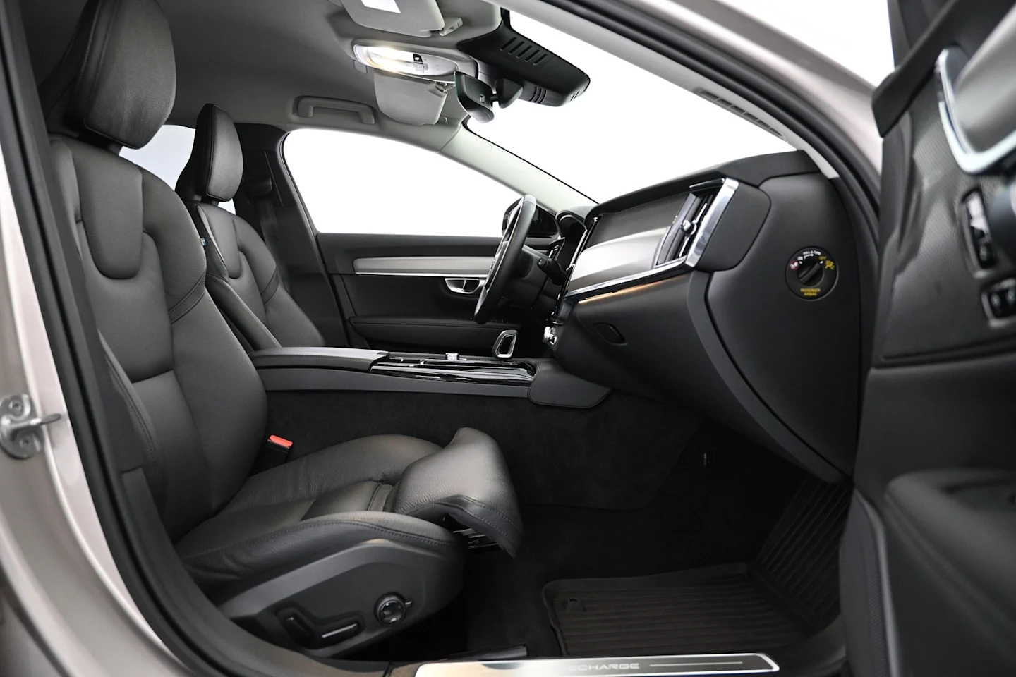 Car Image - 7naXsWQKsNkuDRiMzupdGl