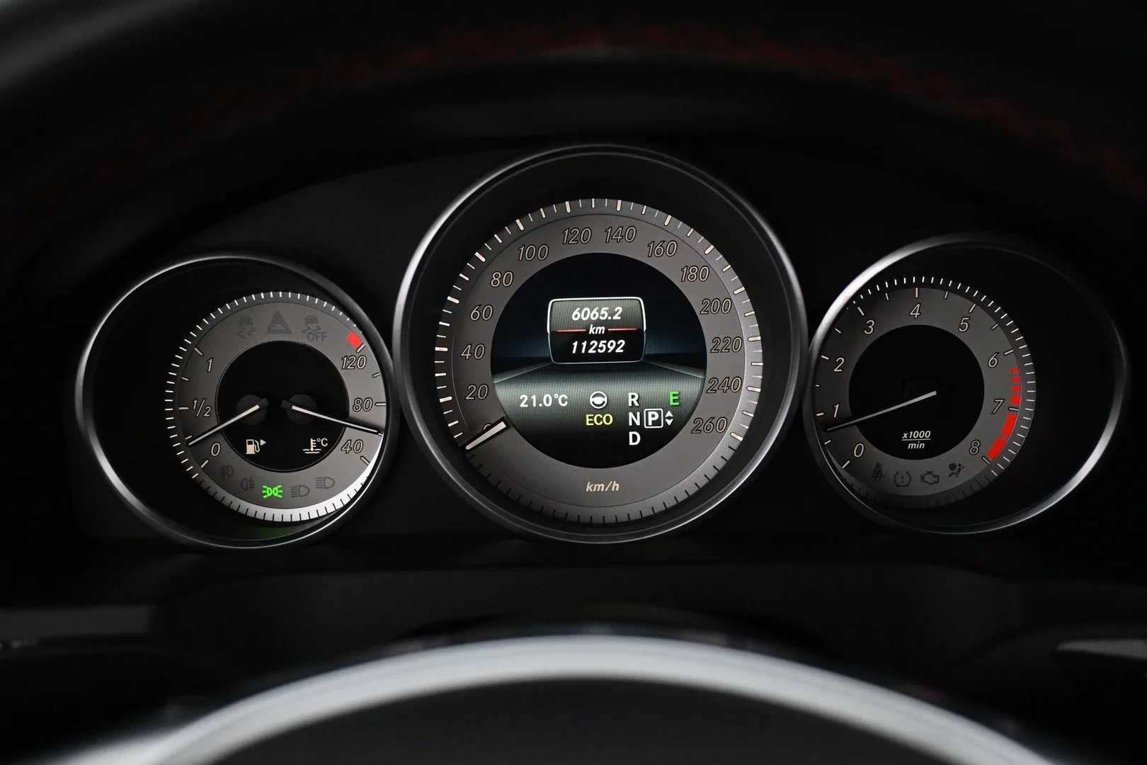 Car Image - 6G7iqR5zV4IUVYE793s0lR