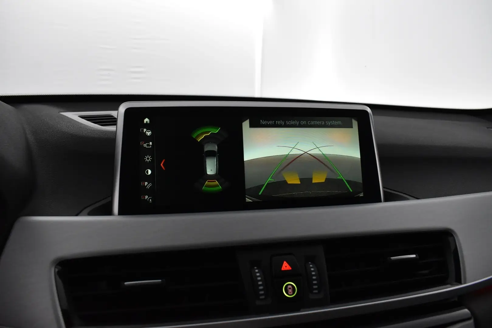 Car Image - 1BcrXf7zM4VyWaR5oYEuRp