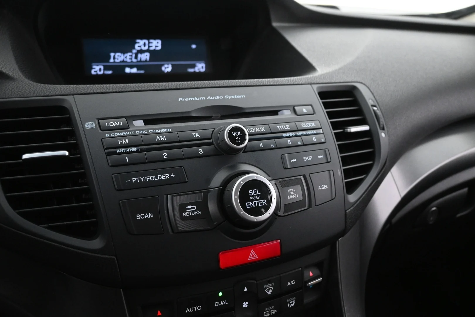 Car Image - 1eaCaY20Fm7yLA5C3eZwJQ