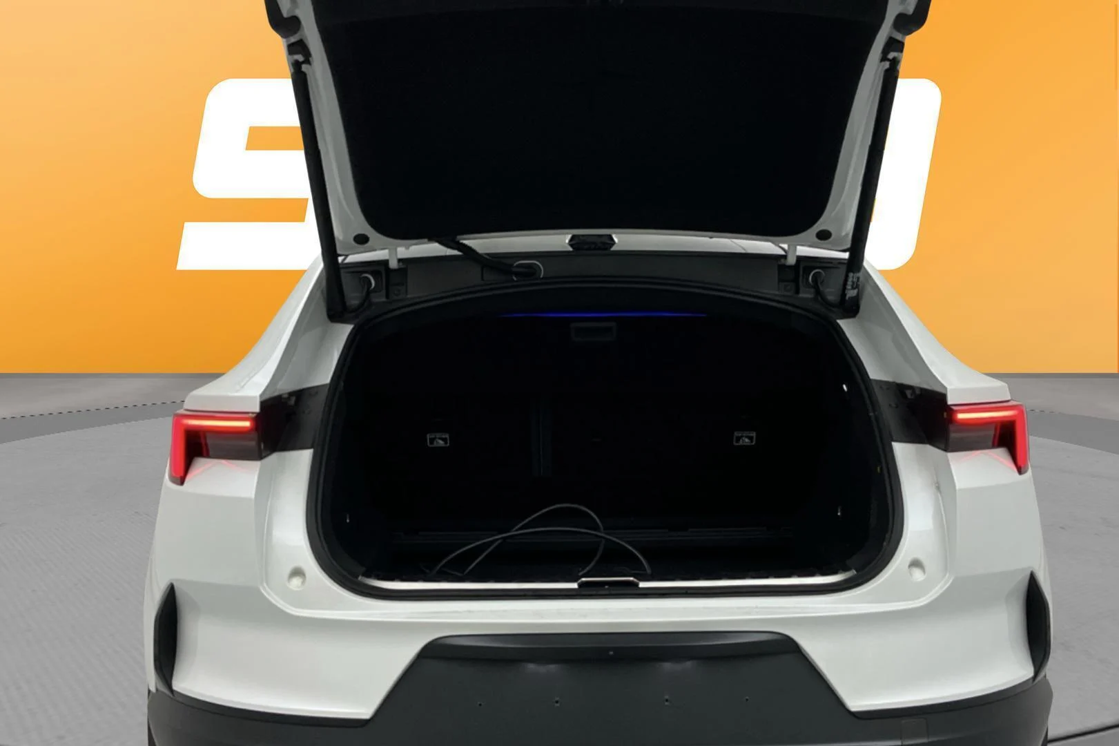 Car Image - 1rnPZzHNRdAPfscM1Dzvyq