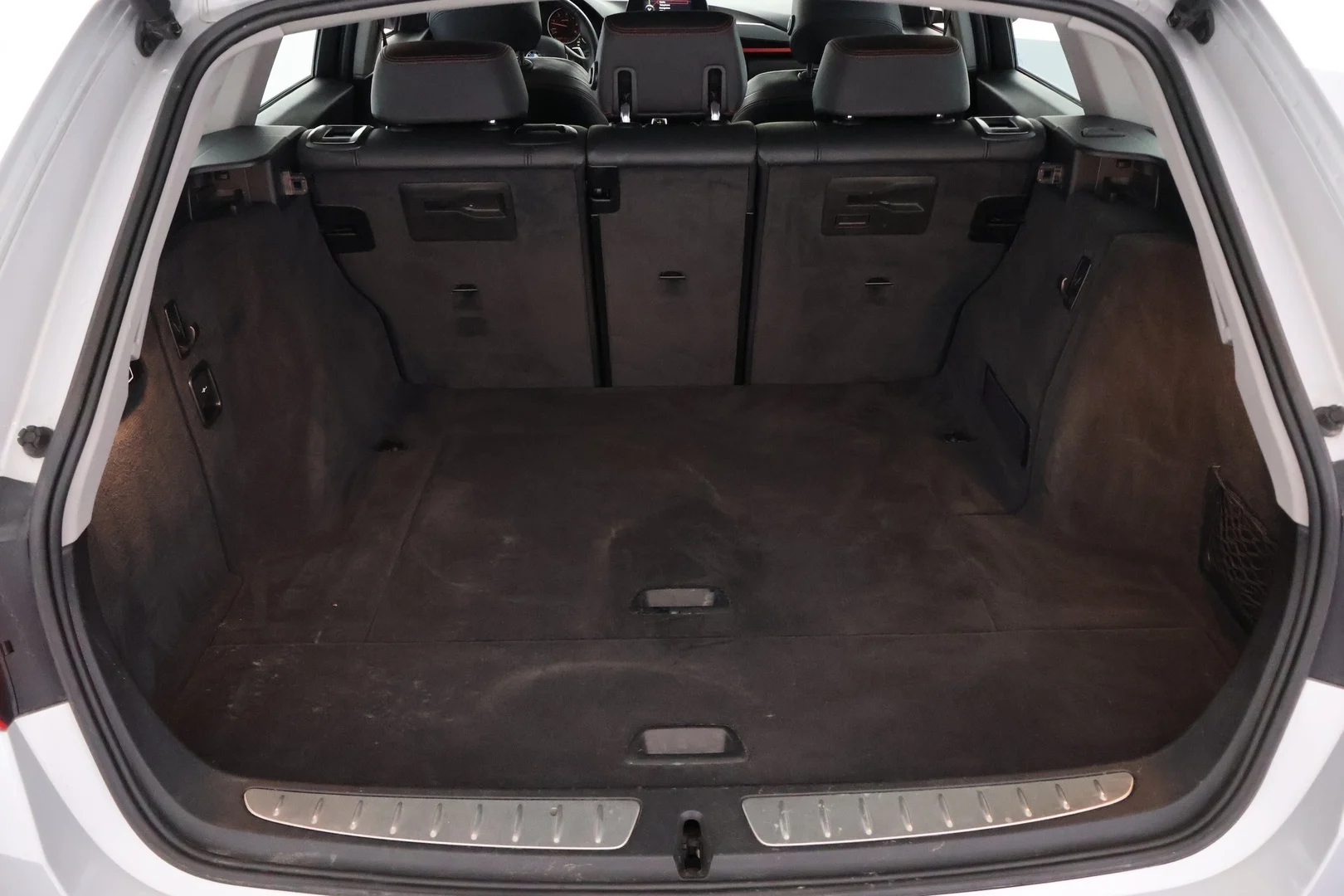 Car Image - 1HIKOyVJ6Pa25Wy346zCLV