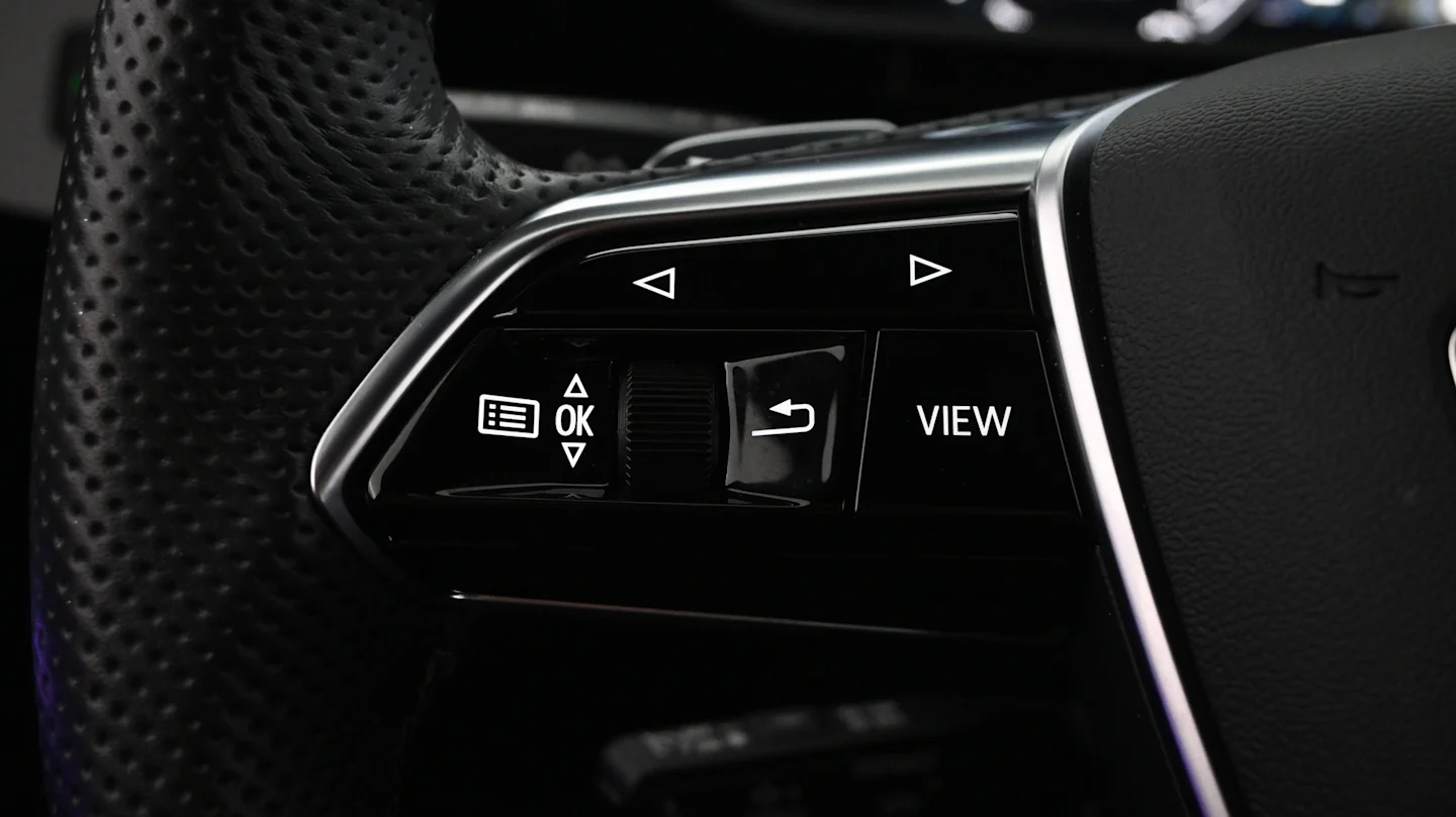Car Image - 2Ji56n4gU5OsKzdobDPTuK