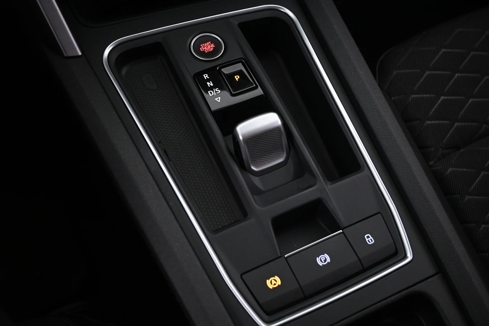 Car Image - S0ADRXBWFDu870DNC9rXQ