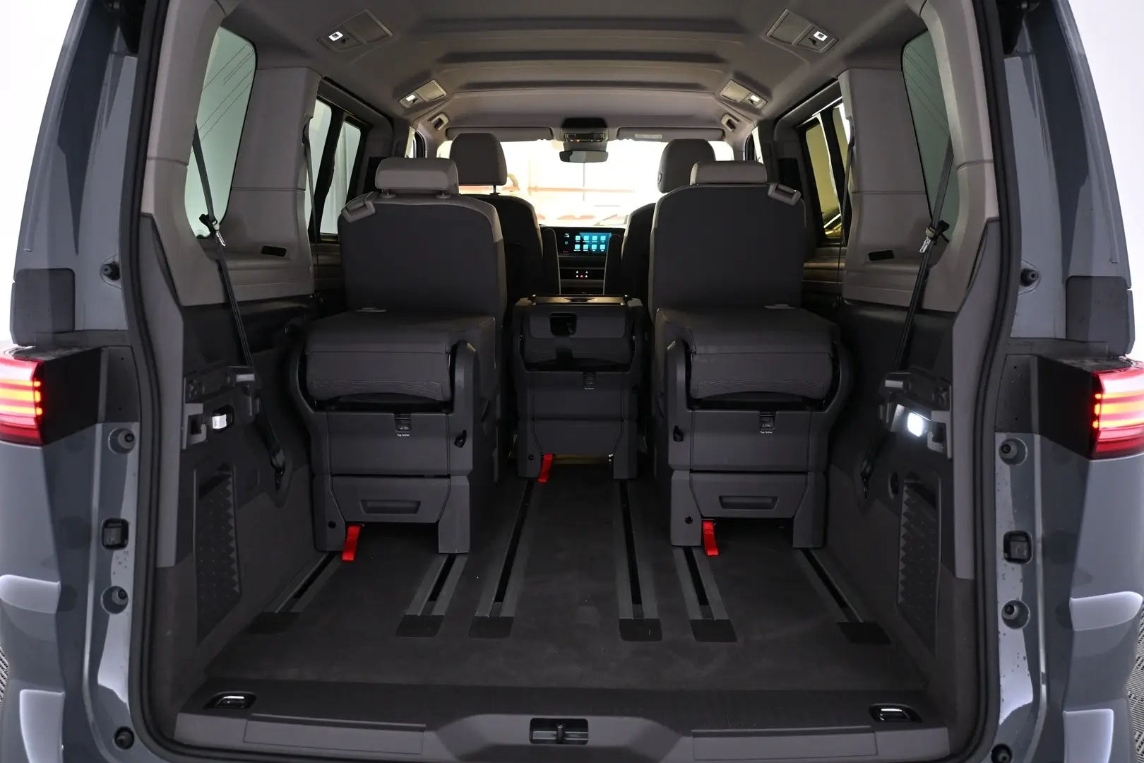 Car Image - 6XWdgjwsJCiUn8DkzhpUsU