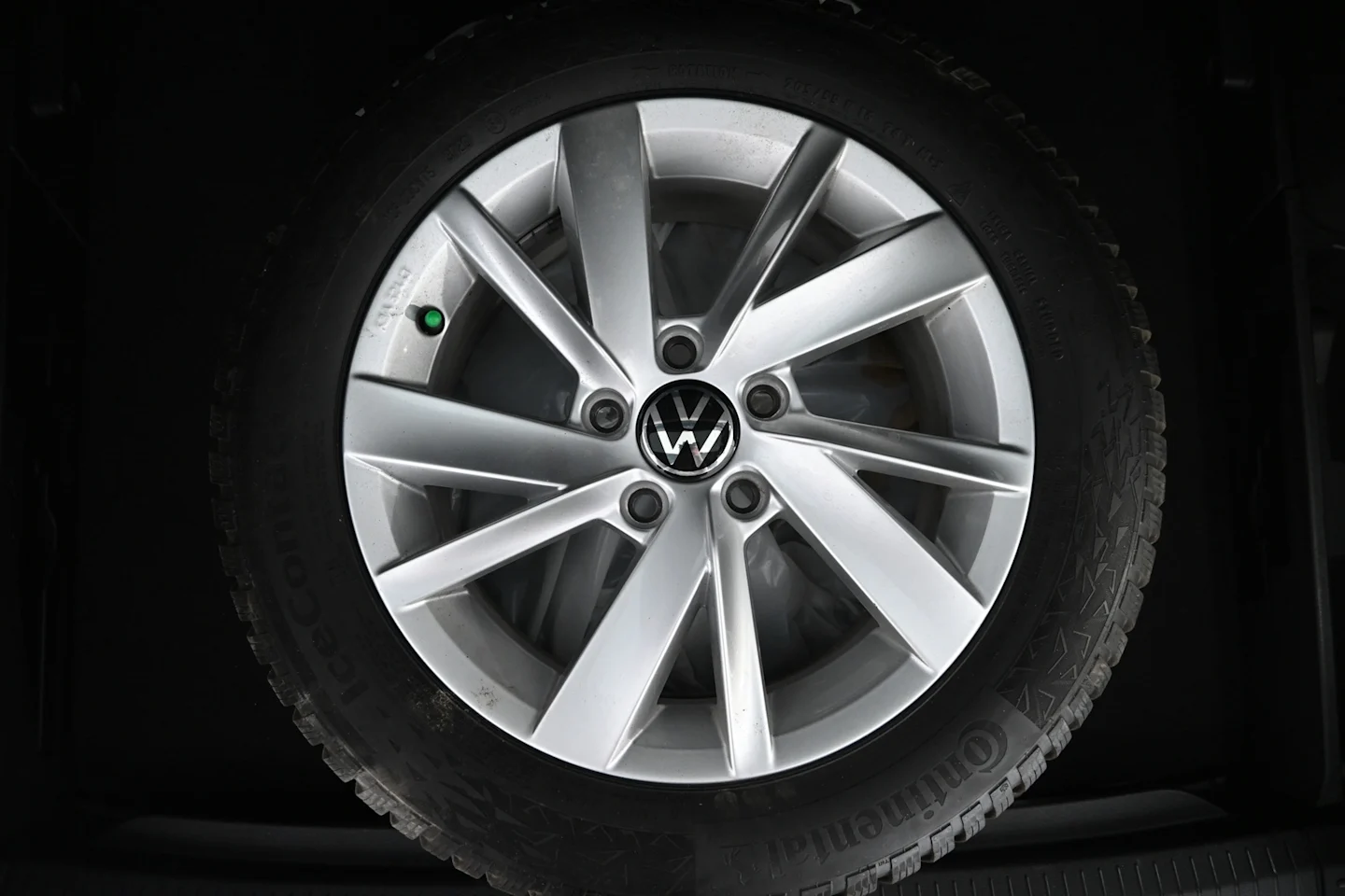 Car Image - 6ggzXmMbKeqlcbIj301oRb