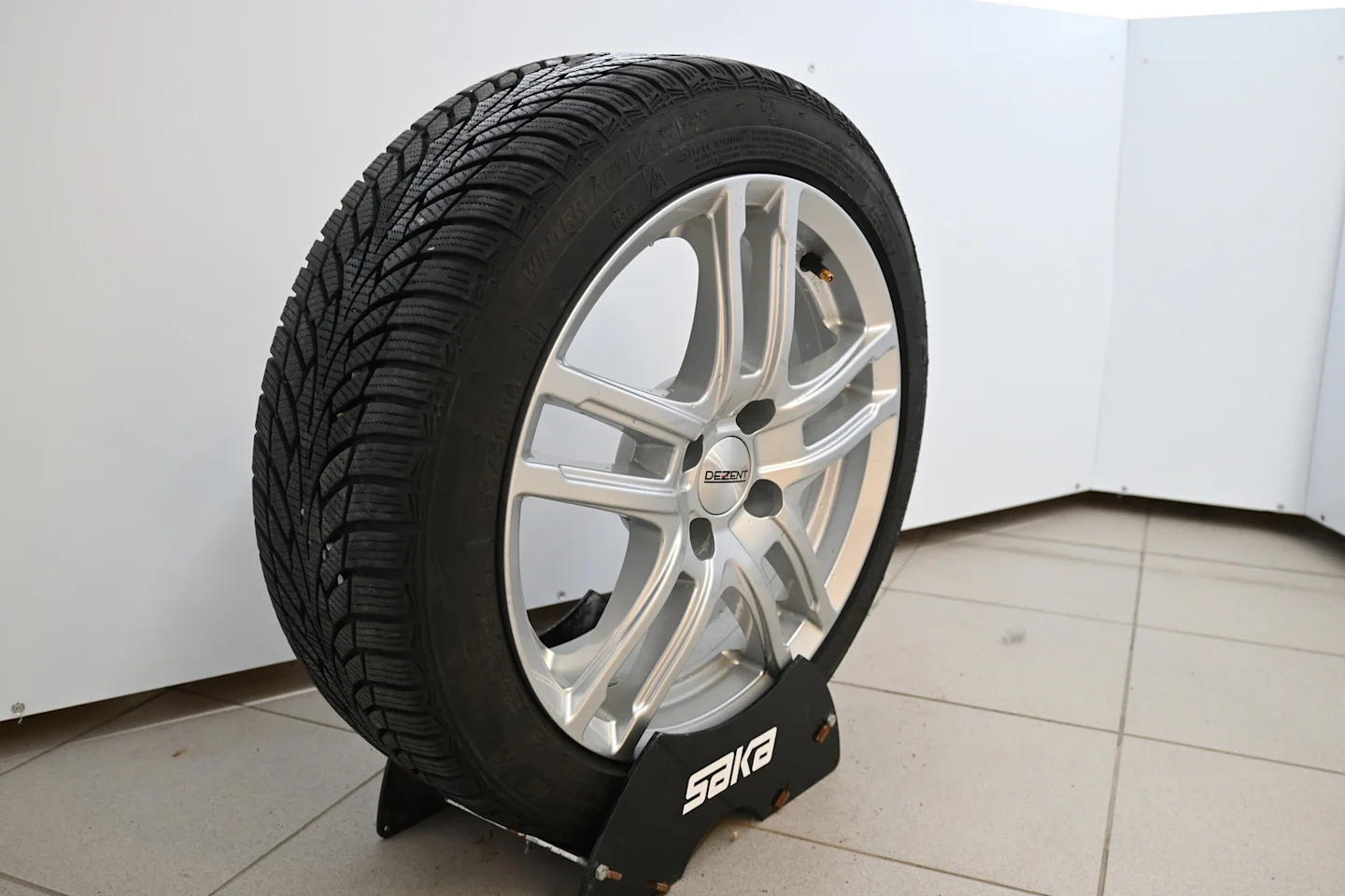 Car Image - 33gSiKYWe1SDzsVGjoF13u