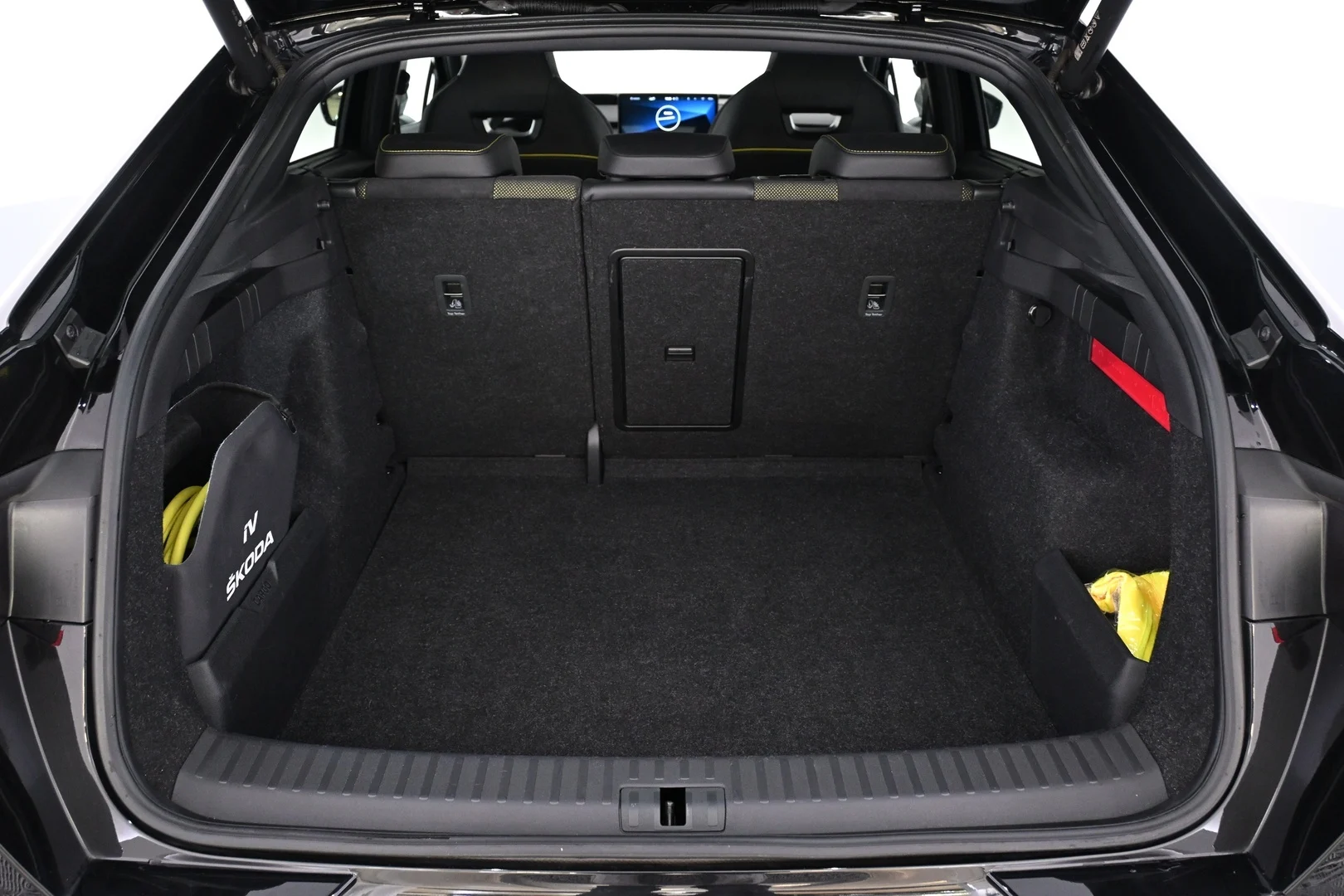 Car Image - 3yCmD1TcRSi3cwmAqdvtpU