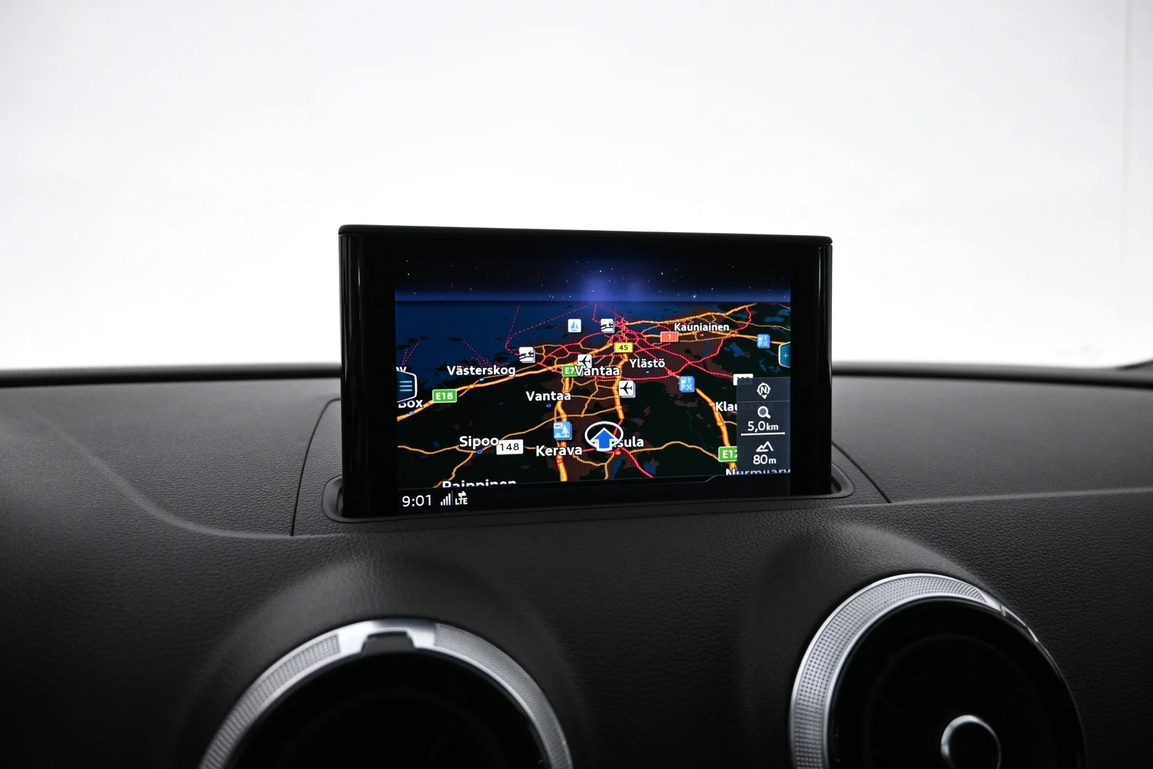 Car Image - 4Q2I3O1SQTlZPGtwA0slb2