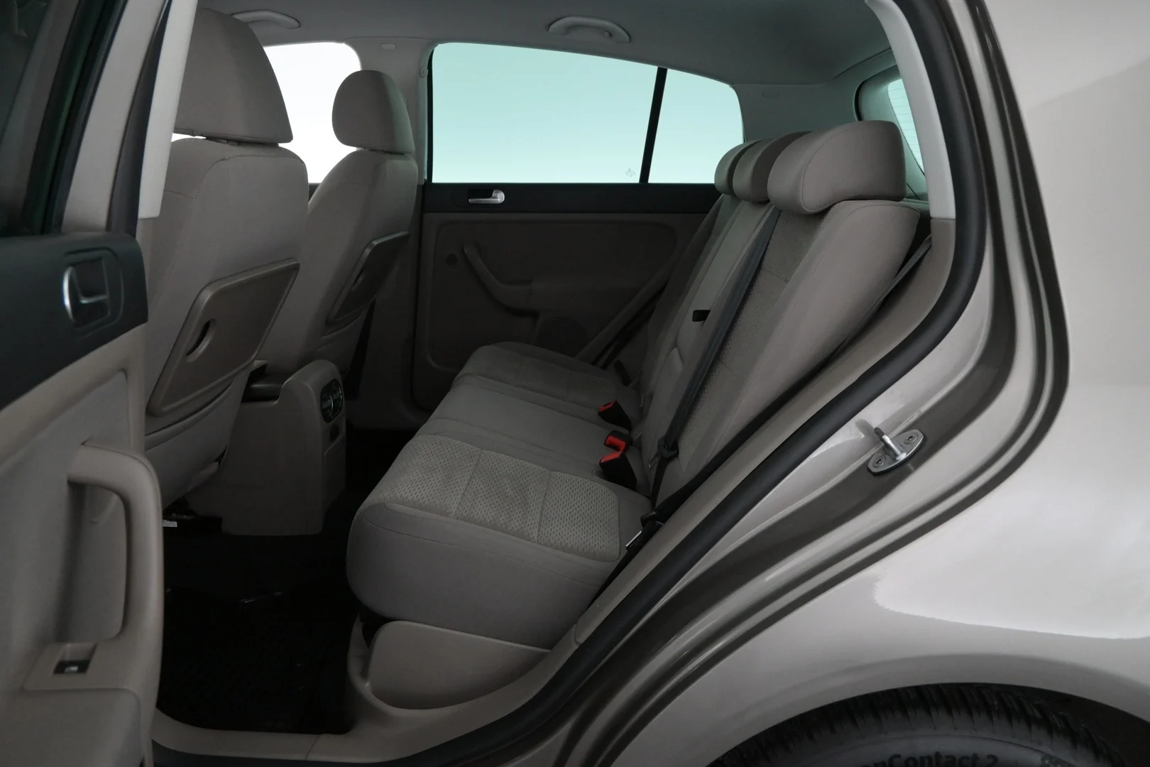 Car Image - o1dZfdzGS6sTzmNYrt5HZ