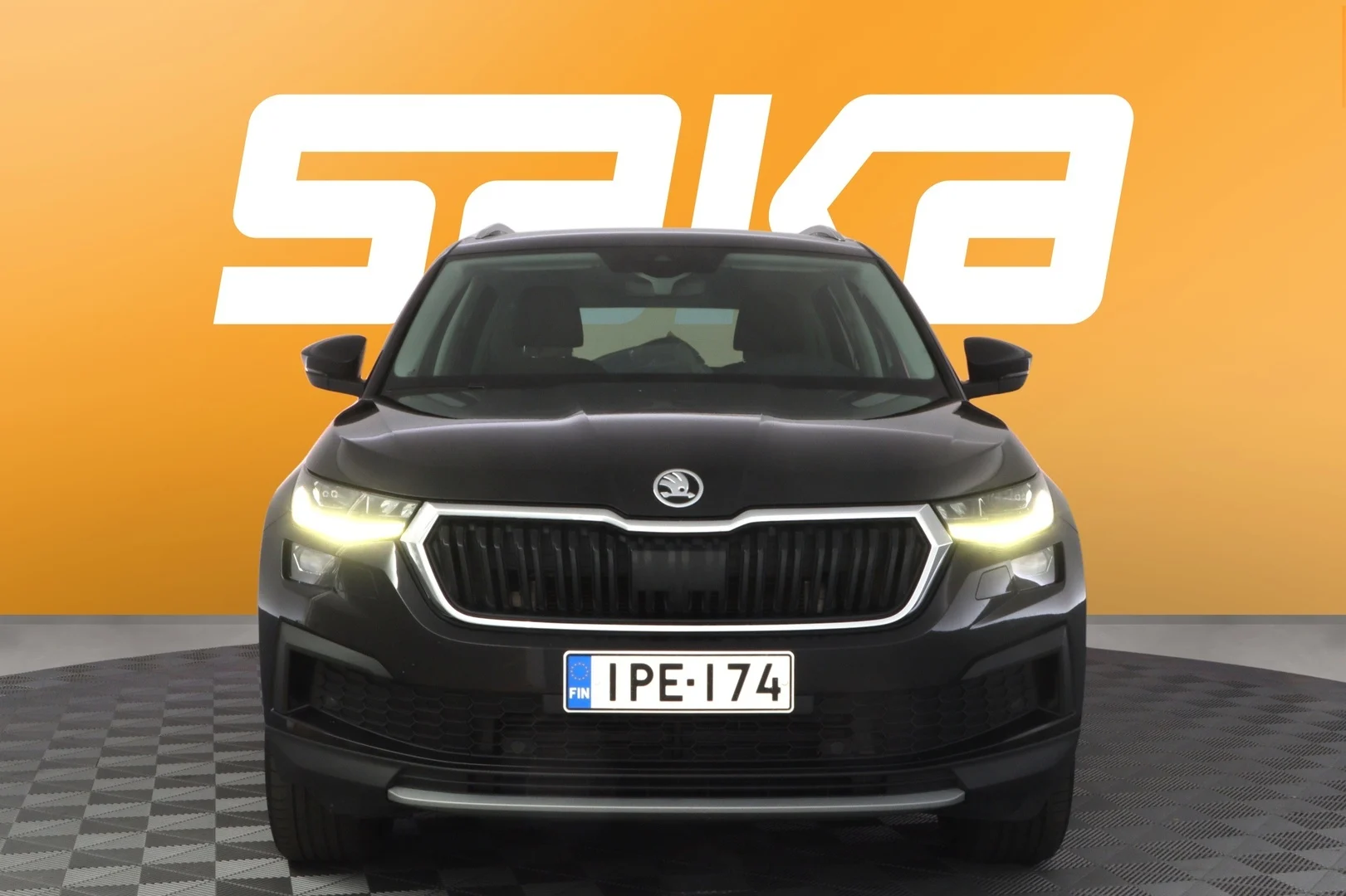 Car Image - 1ZaSqqLj9dmPGvbG4FlckW