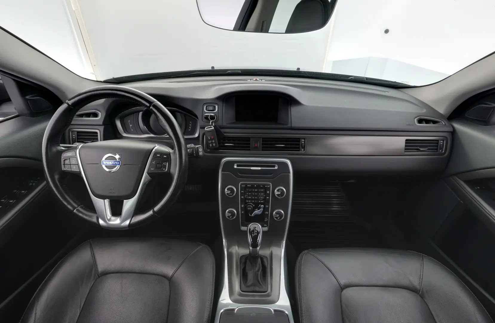 Car Image - VU3QdH35ggDFeFSqywDsw