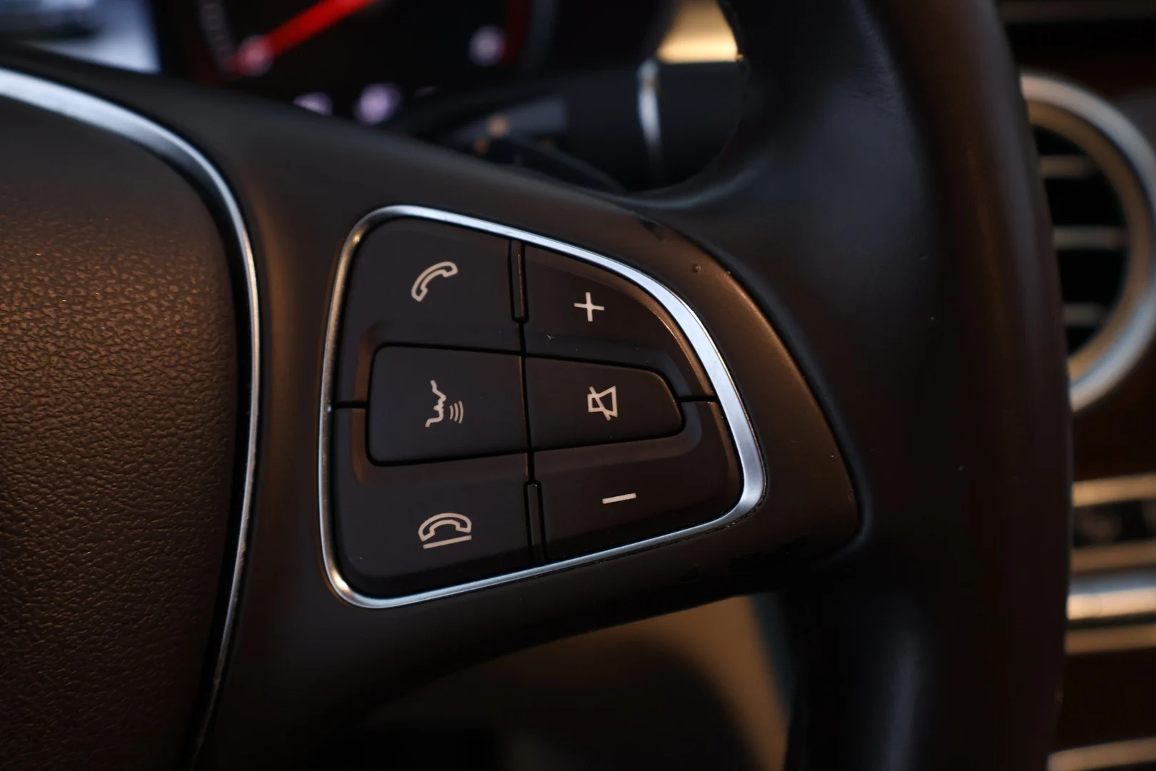 Car Image - 3zFJT5t2oHSzsKCHSpiC45