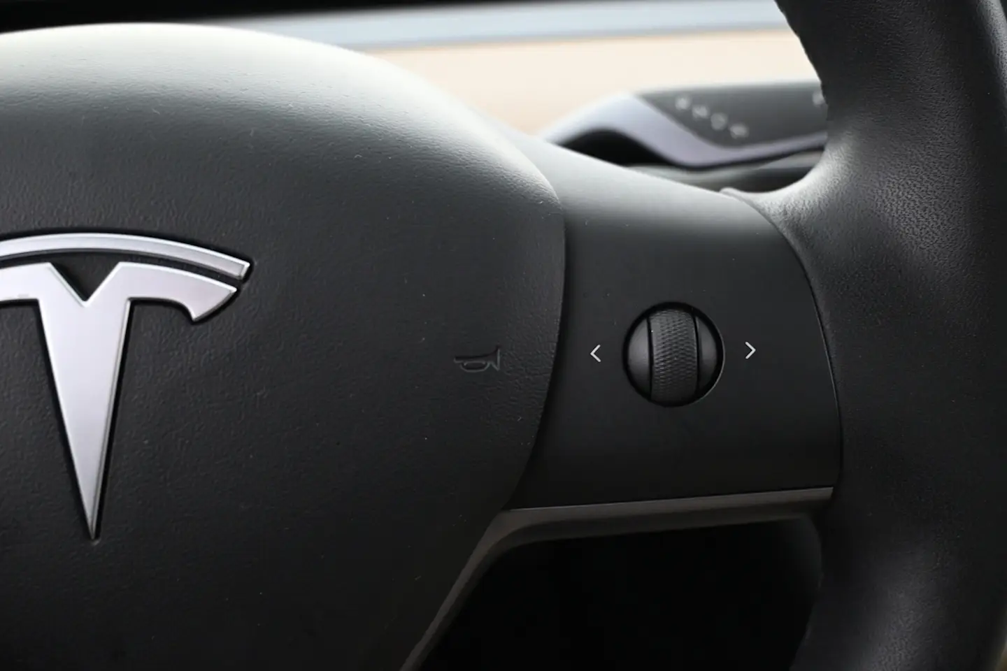 Car Image - 3ZOCRQR4HeSzL4aoiyjhN6