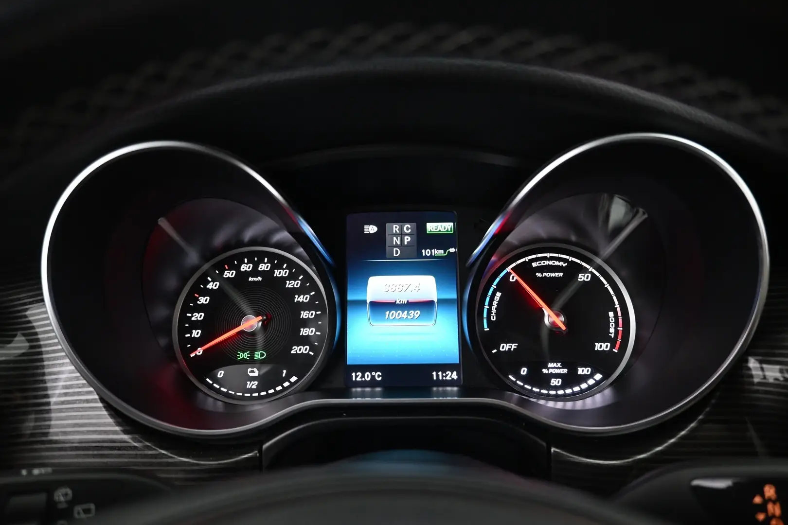 Car Image - 23fm6KtyYLUp9GmmLG37lx