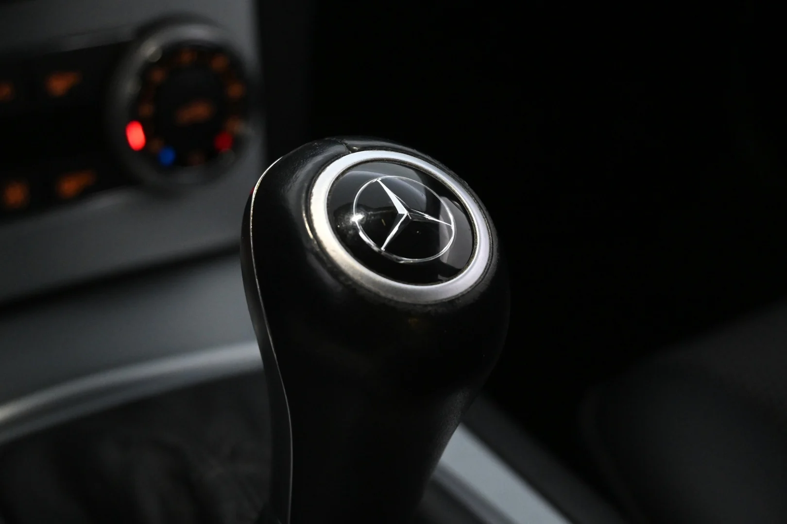 Car Image - 2uSTUyxaThj2RpPXIGzKLA