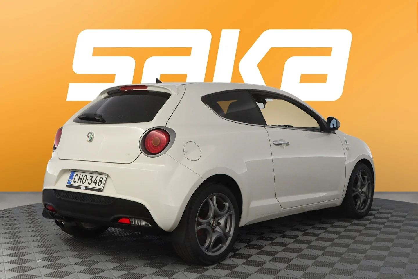 Car Image - 7ydKj9Nz8hufxerHE6A1tR