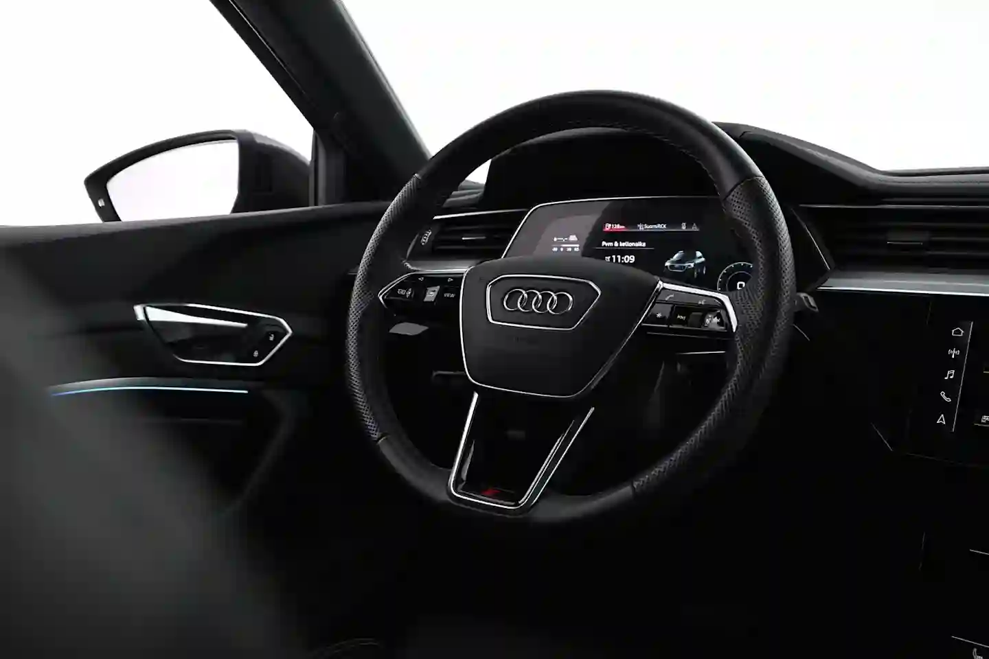 Car Image - 13qKRl2OPLxgjSBJBgMV9z