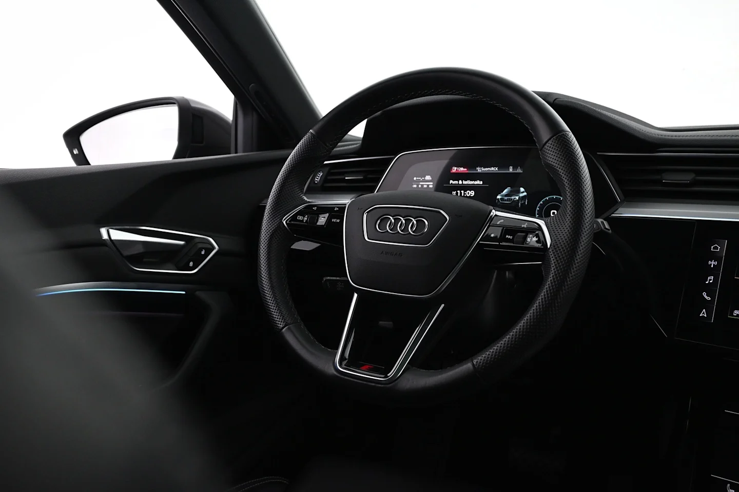 Car Image - 13qKRl2OPLxgjSBJBgMV9z