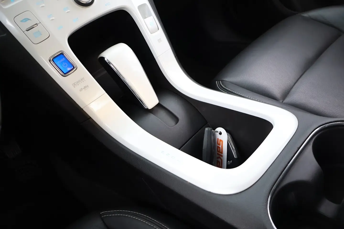 Car Image - 4WYf66vOo9XGFezRqtRTK2
