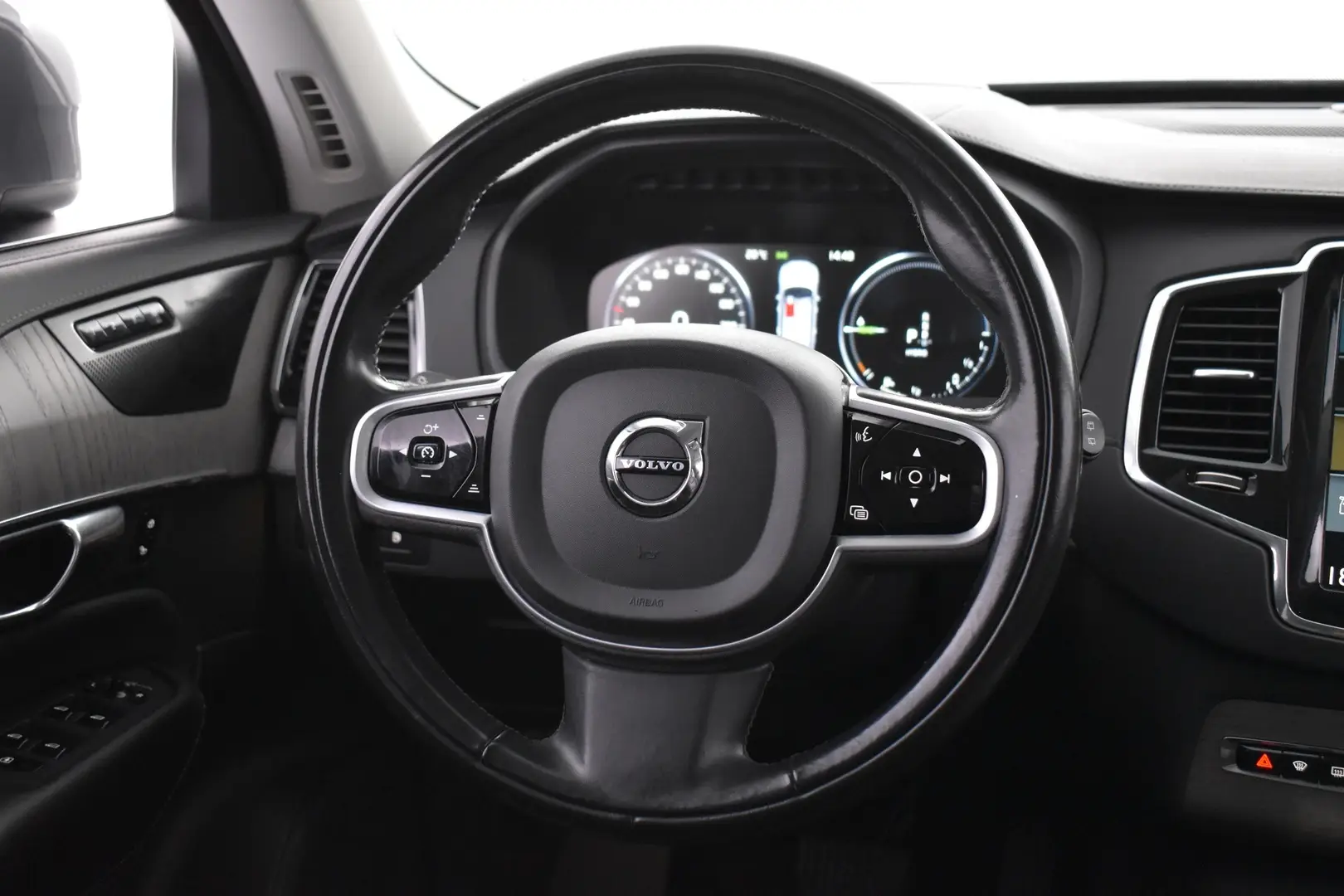 Car Image - 1J3sEf9jaHbTrlRXdY0X1P