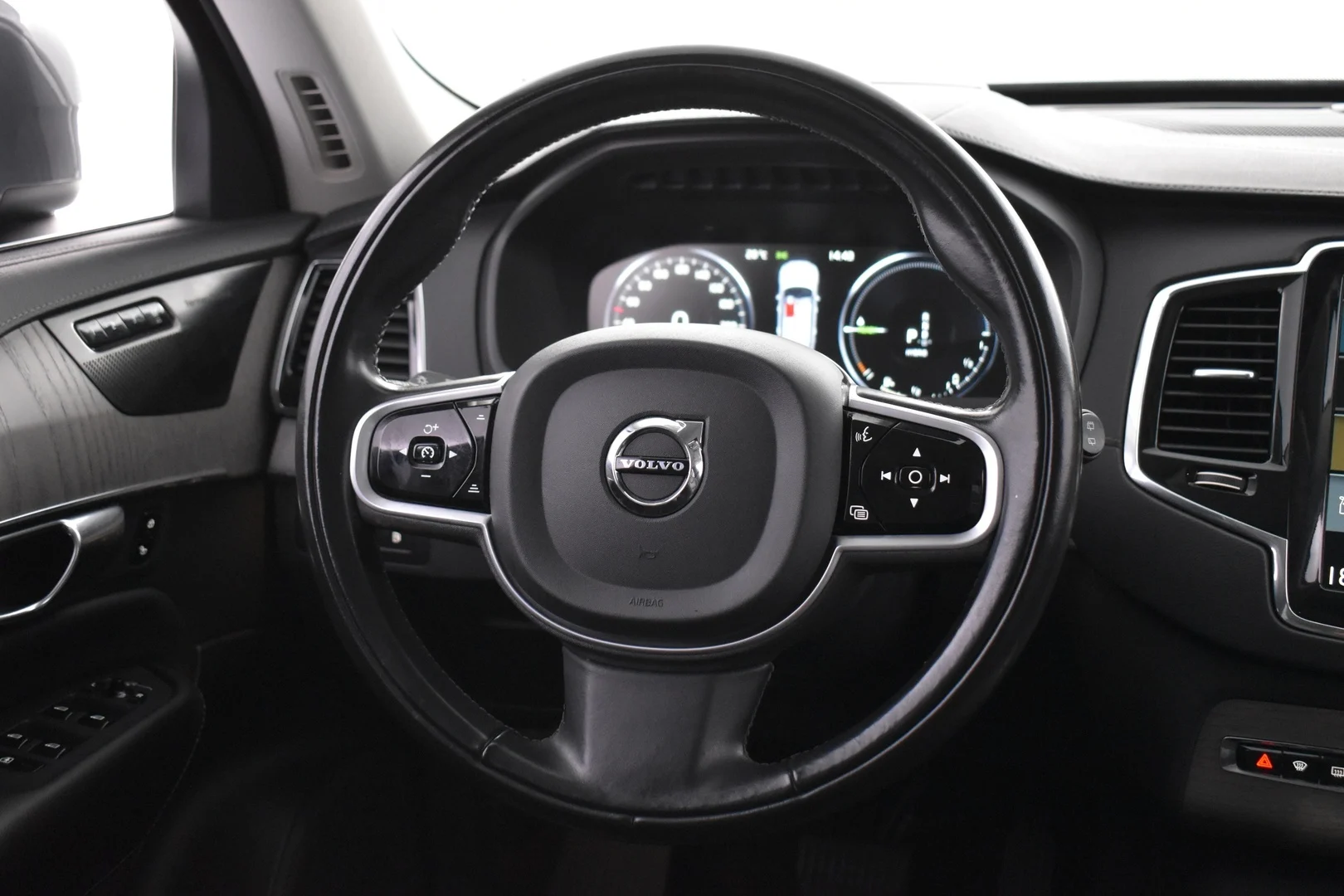 Car Image - 1J3sEf9jaHbTrlRXdY0X1P