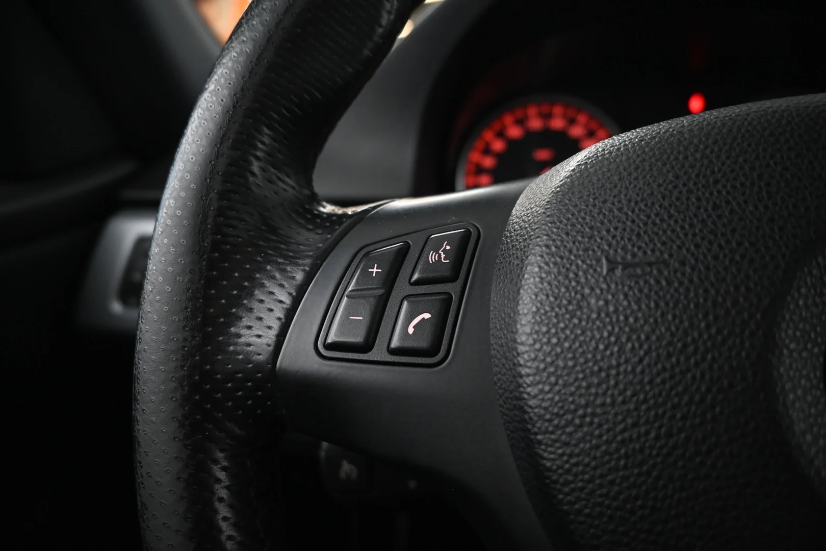 Car Image - 1iYP7cfEd8FWCTWdrMyzLu