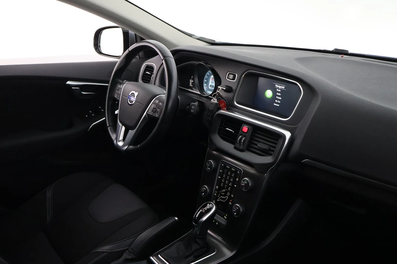 Car Image - 40ovQ7aV2ANLlkiMnUKdU4