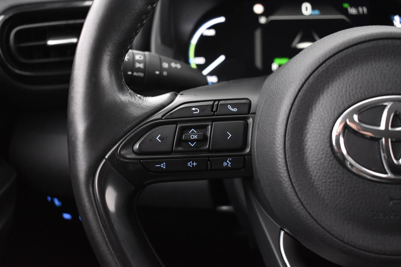 Car Image - 2Kra0h8Cy71aTqLhebFHyX