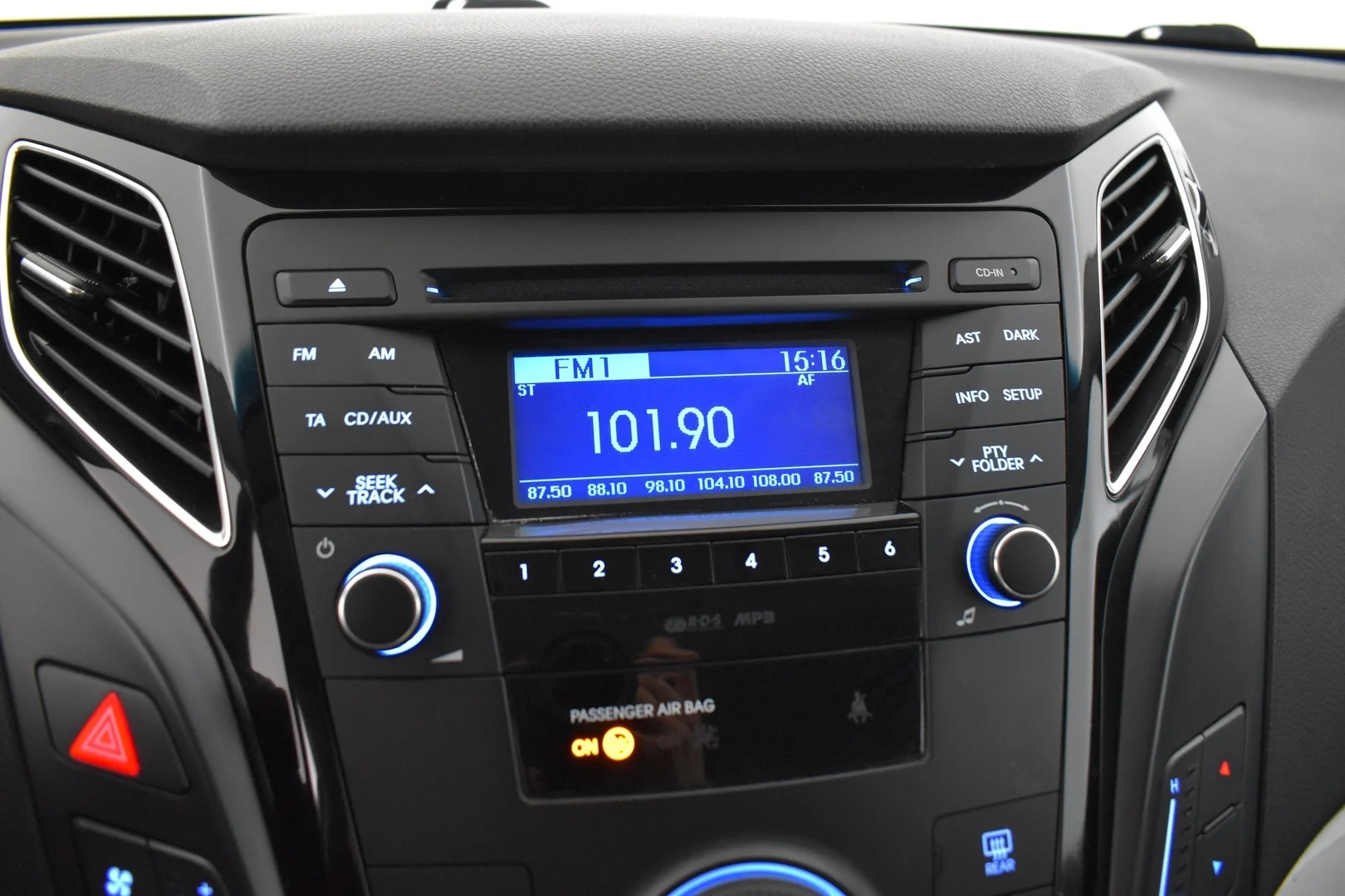 Car Image - 1mM4aGqhPiFrQRTPDVdXn9