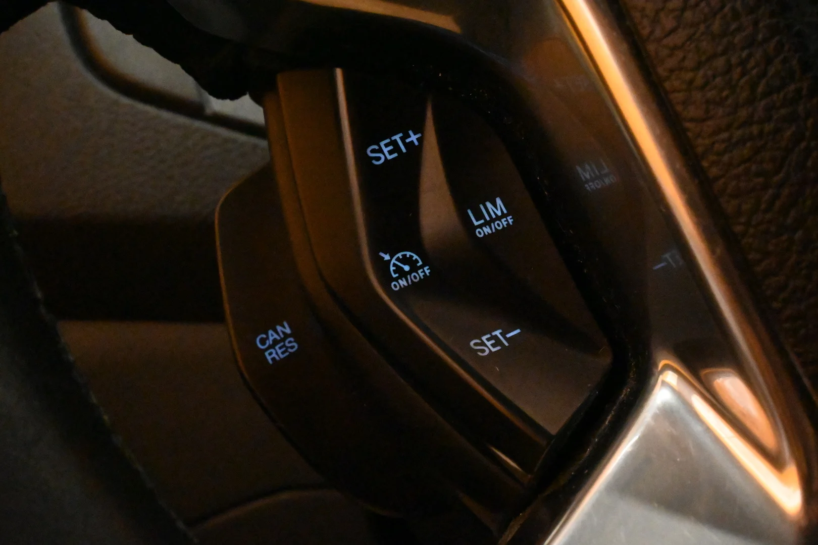 Car Image - 77QLFQHSzCLtYfLRVBPlaP