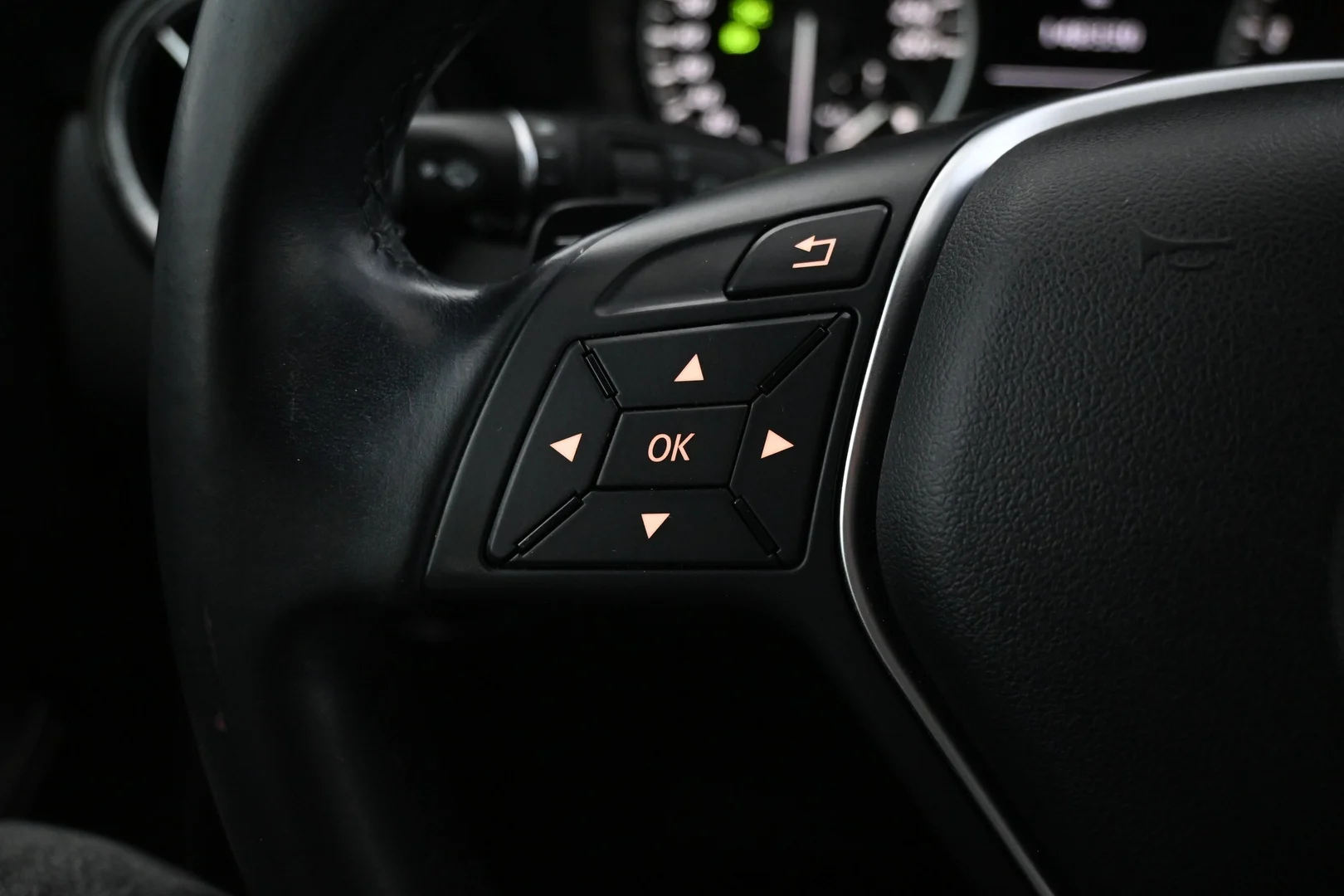 Car Image - 5il5V7lqaMmp9QZeYjlBbm