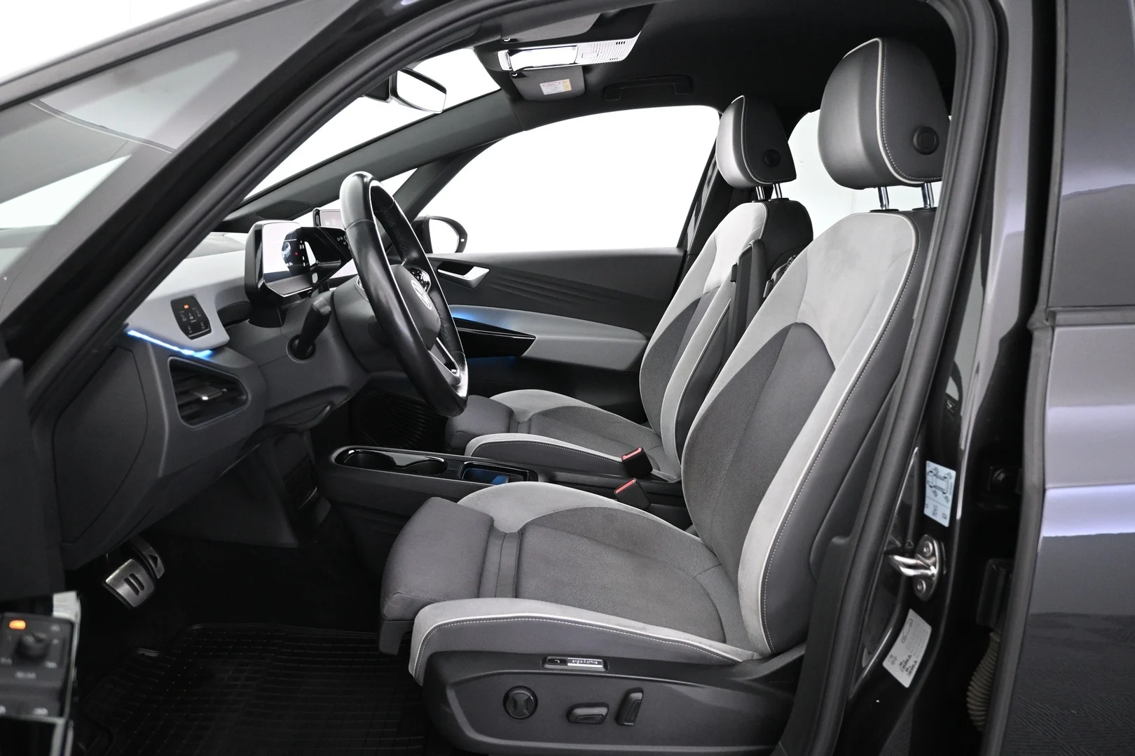 Car Image - 3JjVdBmEBbhL36DG2WmmeD